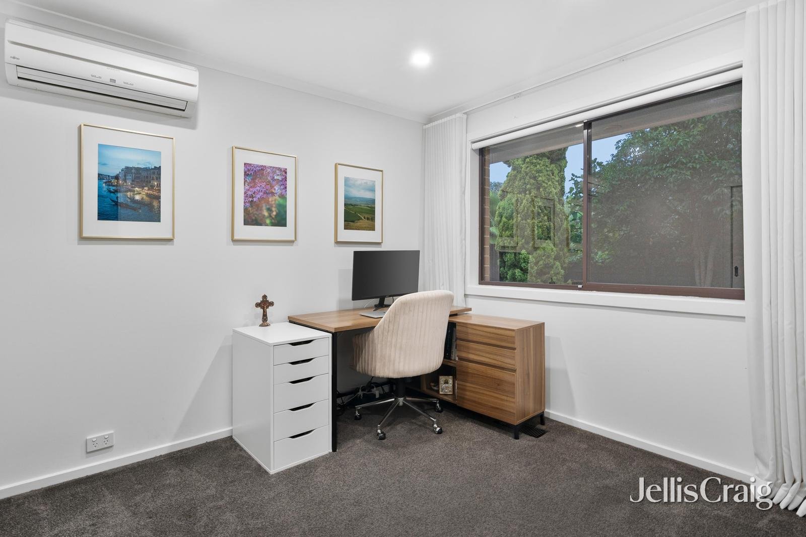 2/304 George Street, Doncaster image 9