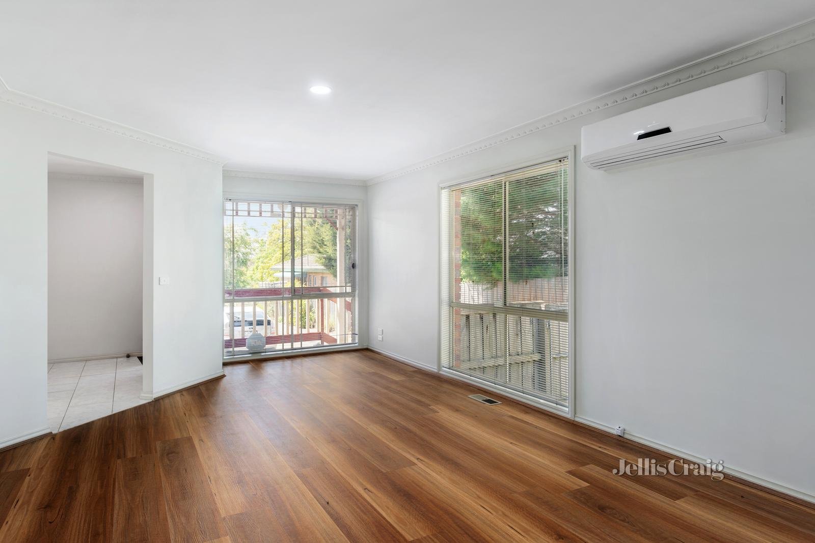 2/304 Springfield Road, Nunawading image 2