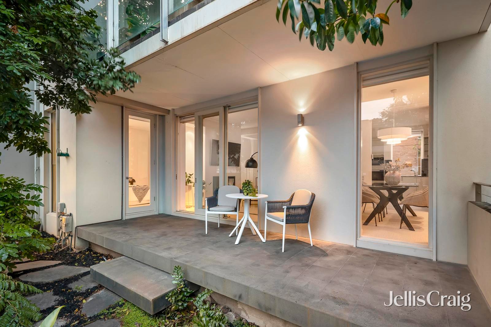 2/304 Walsh Street, South Yarra image 7