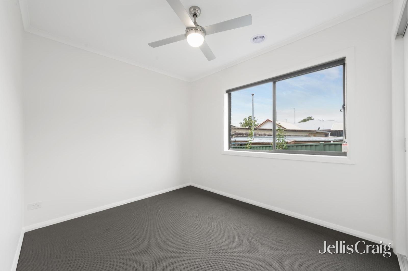 2/304 York Street, Ballarat East image 6