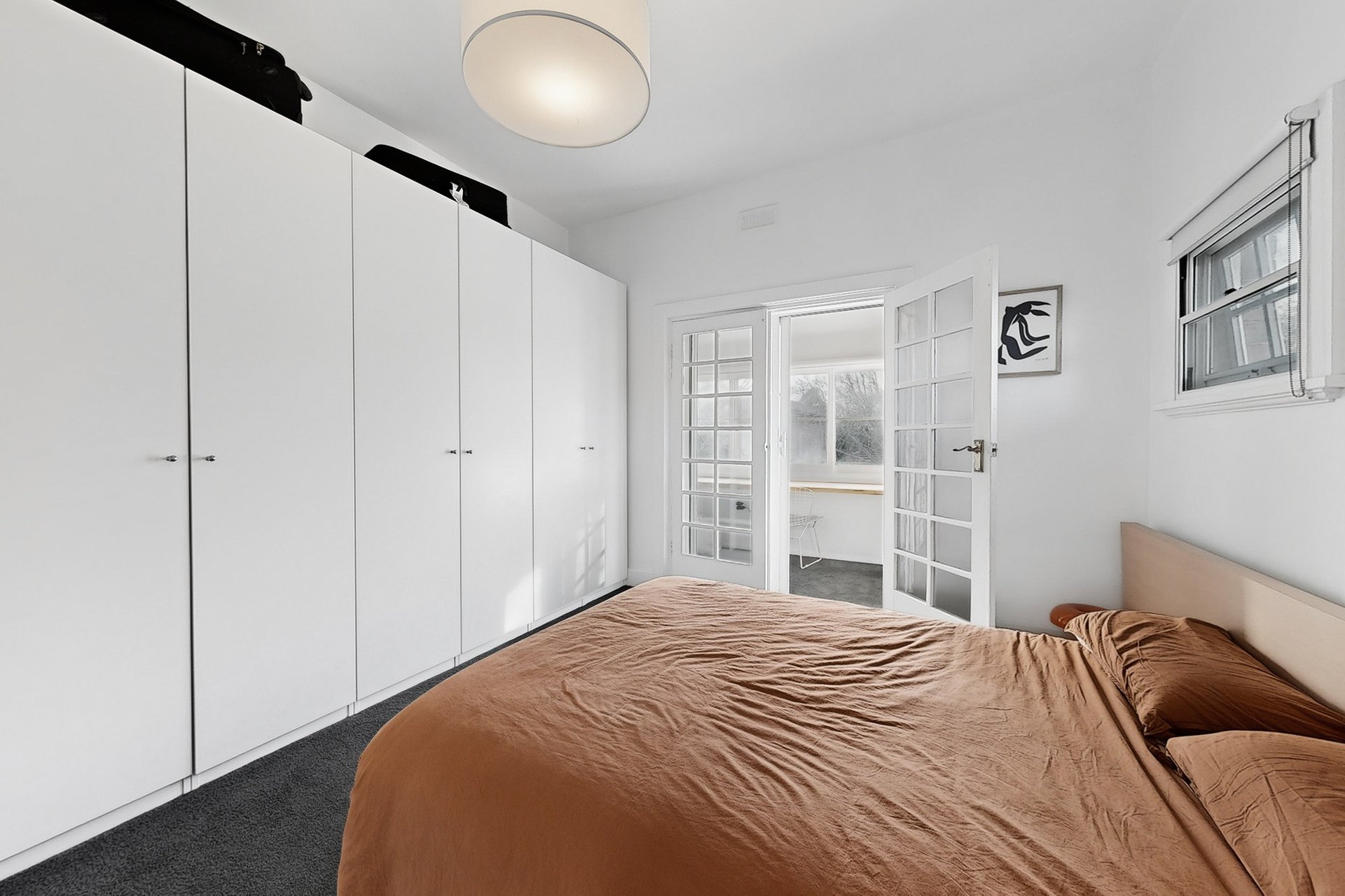 2/307 Barkly Street, Elwood image 6