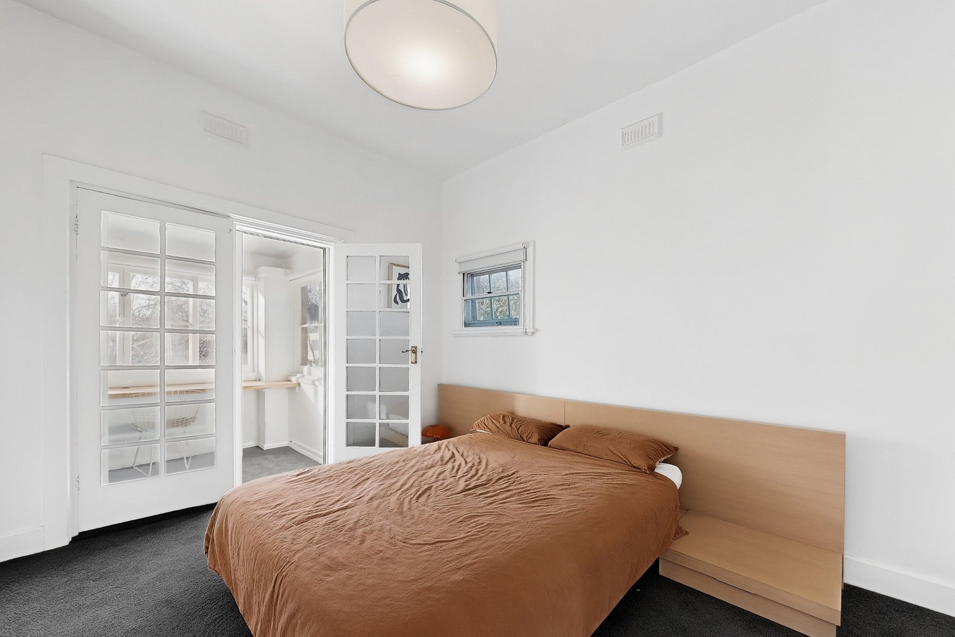 2/307 Barkly Street, Elwood image 7