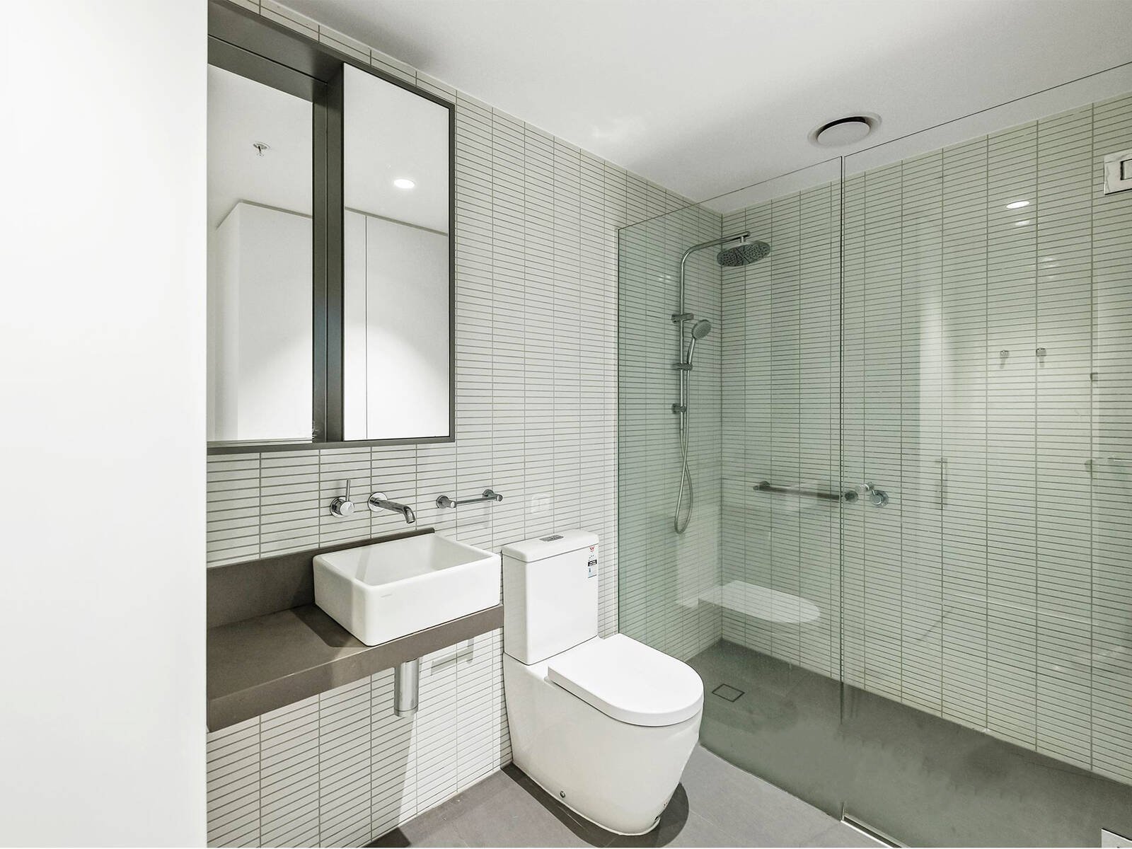 Property Gallery Thumbnail 6