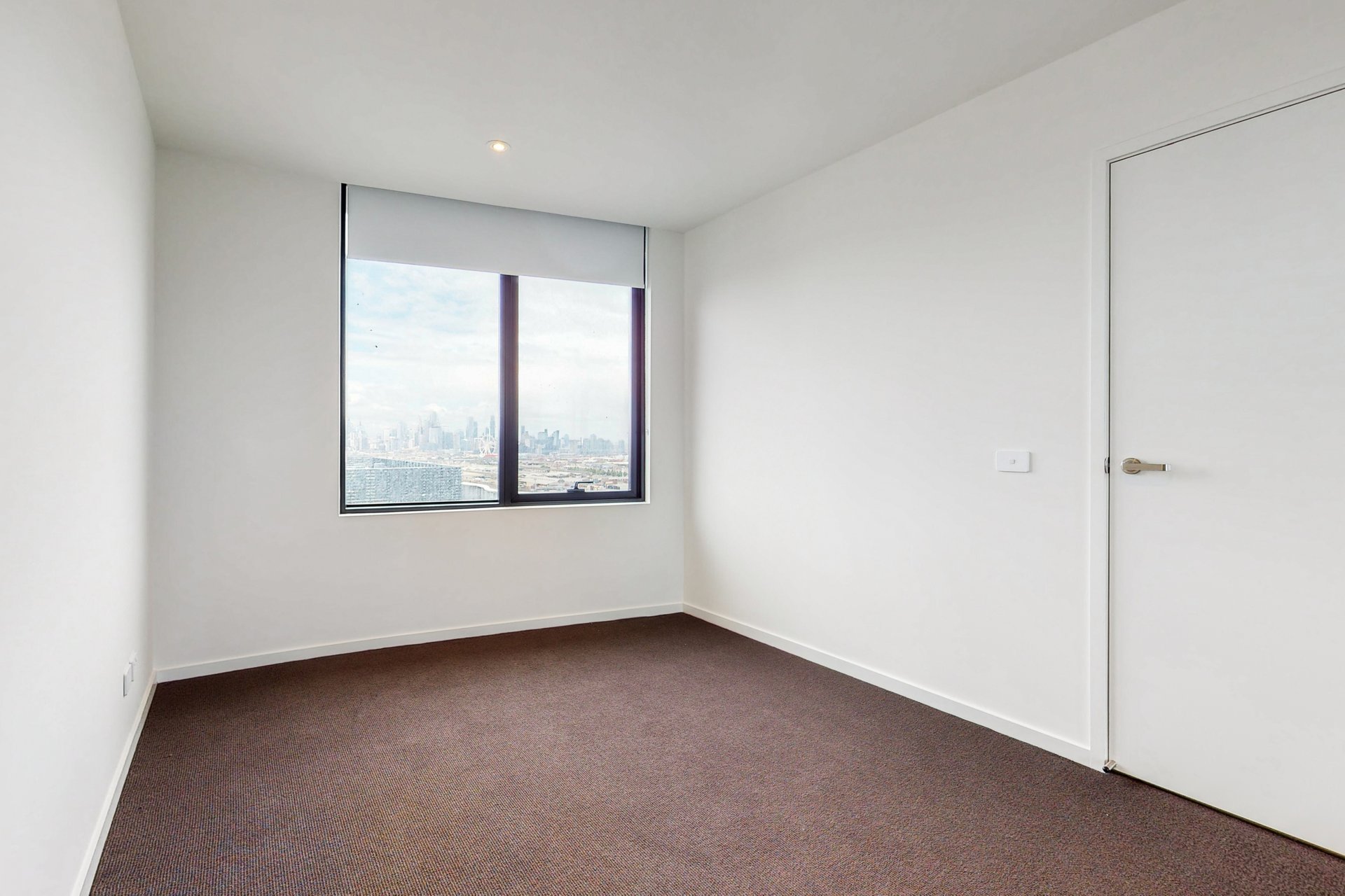 2307/8 Hallenstein Street, Footscray image 6