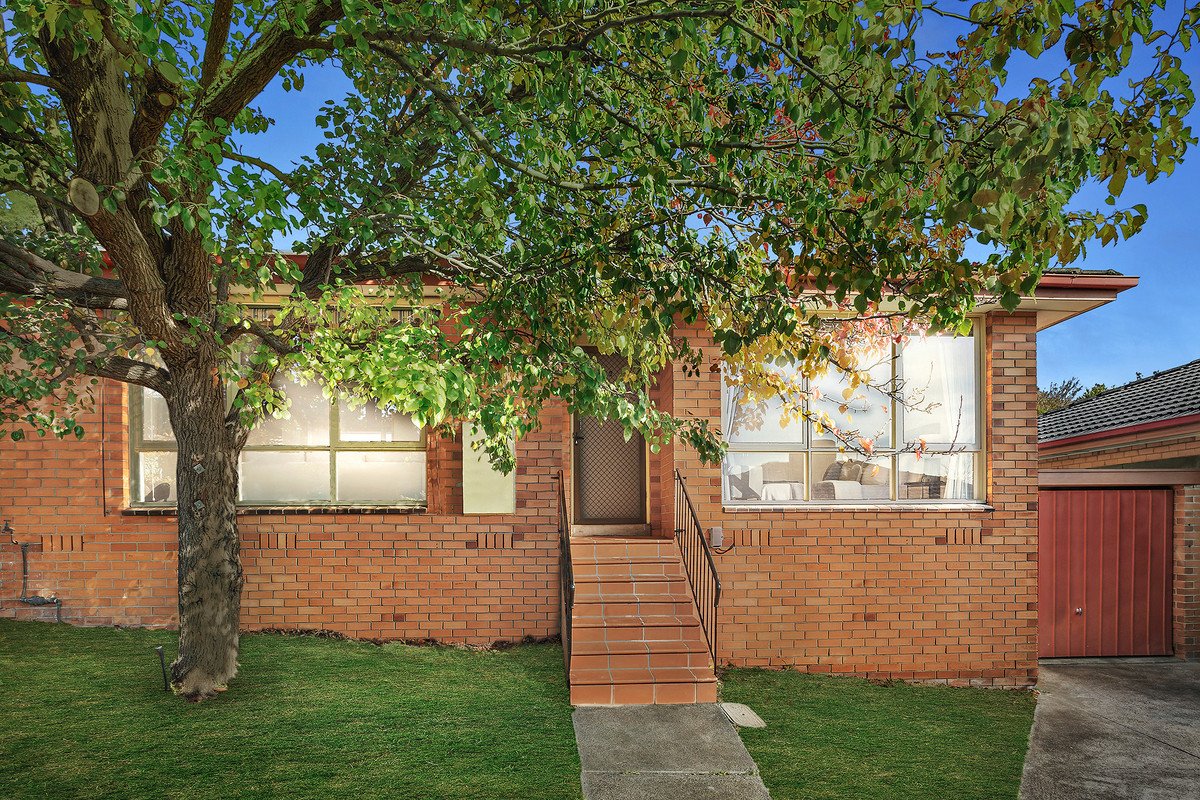 2/31 Andrews Street, Burwood image 1