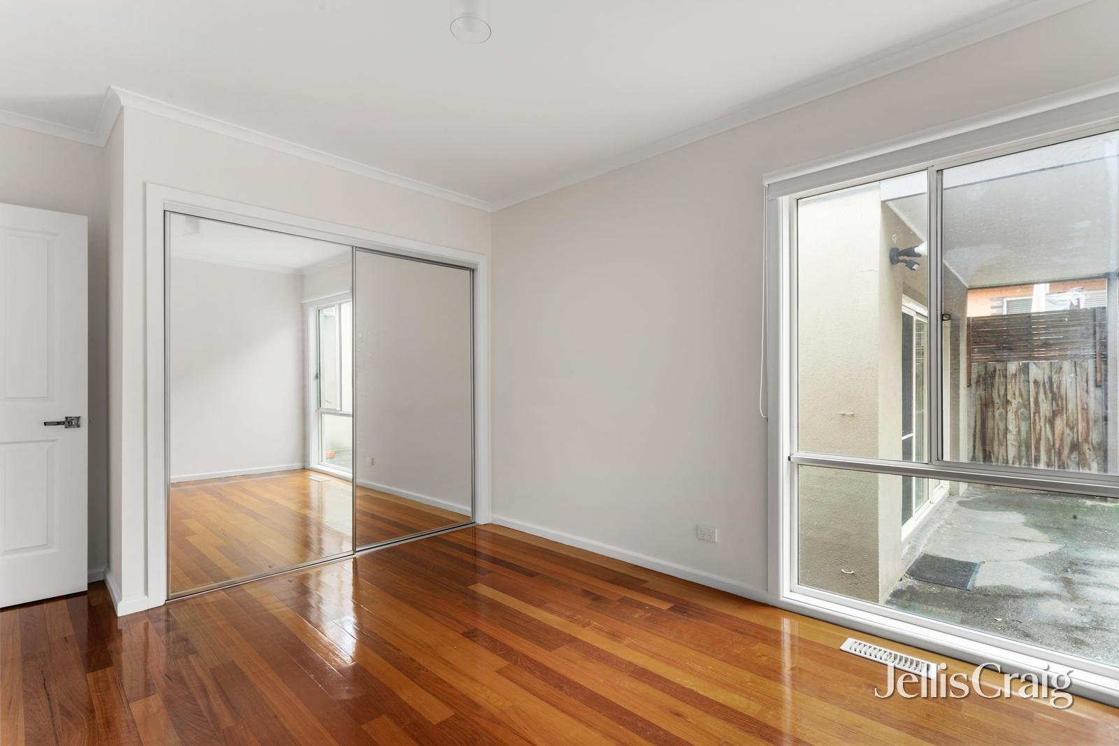231 Chesterville Road, Moorabbin image 9