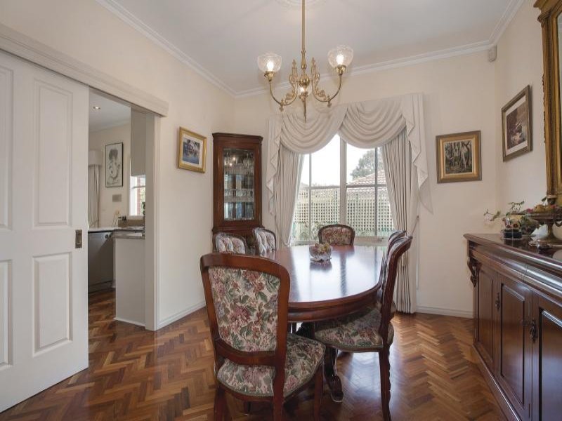 2/31 High Road, Camberwell image 3
