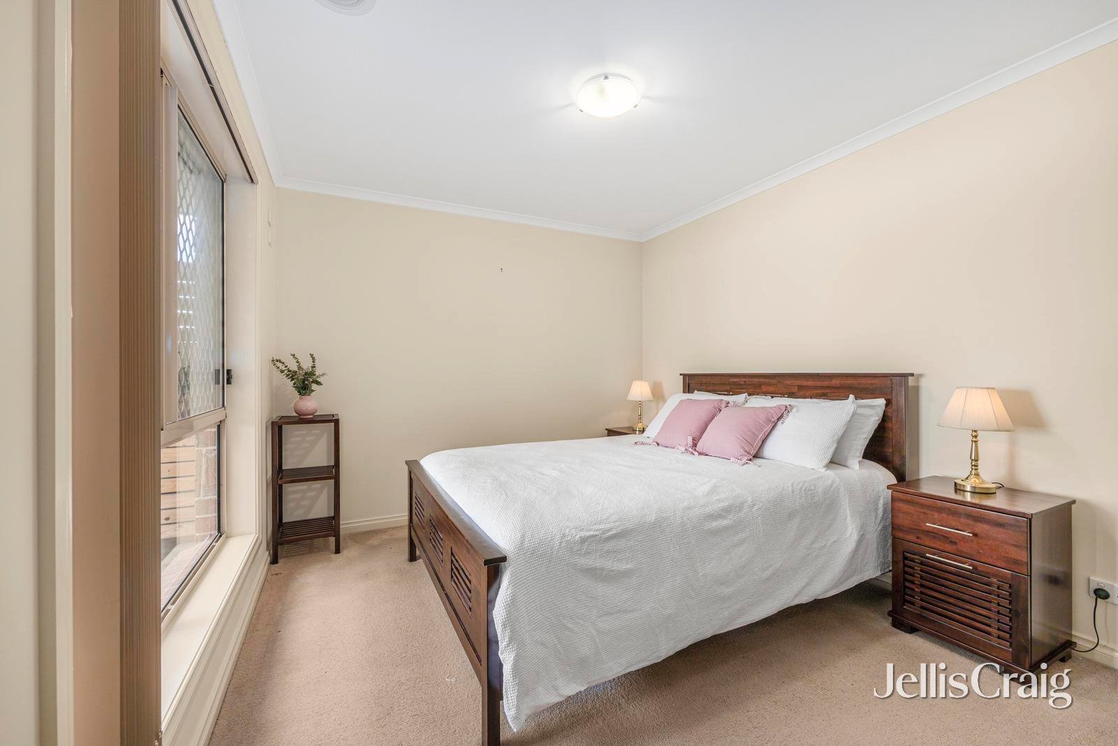 2/31 Kent Street, Sebastopol image 9