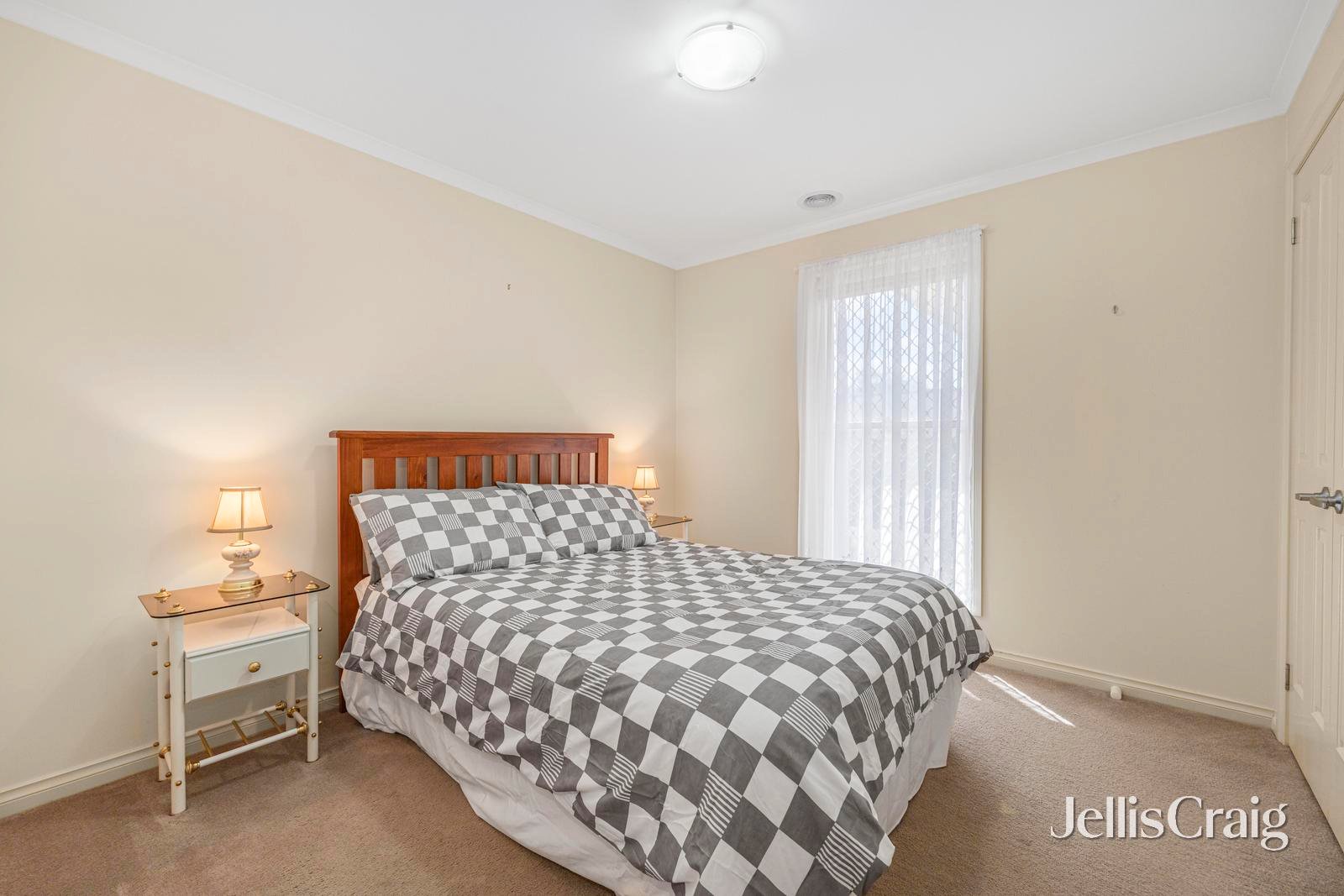 2/31 Kent Street, Sebastopol image 11