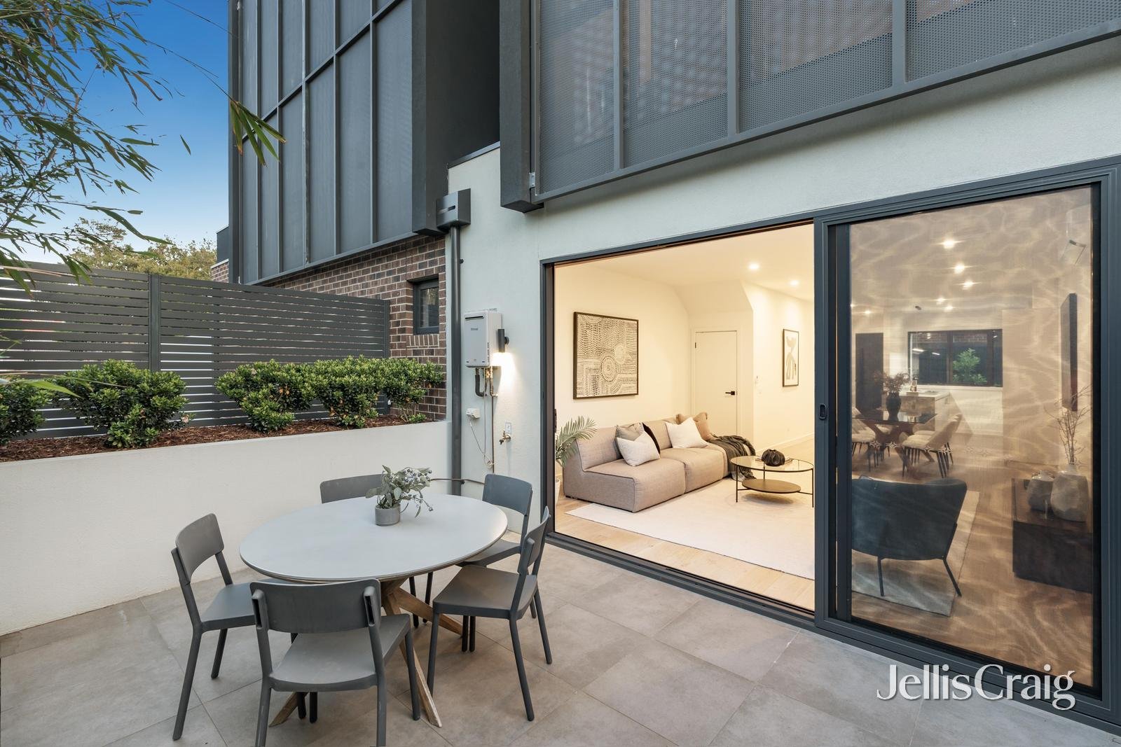 2/31 Lillimur Road, Ormond image 12