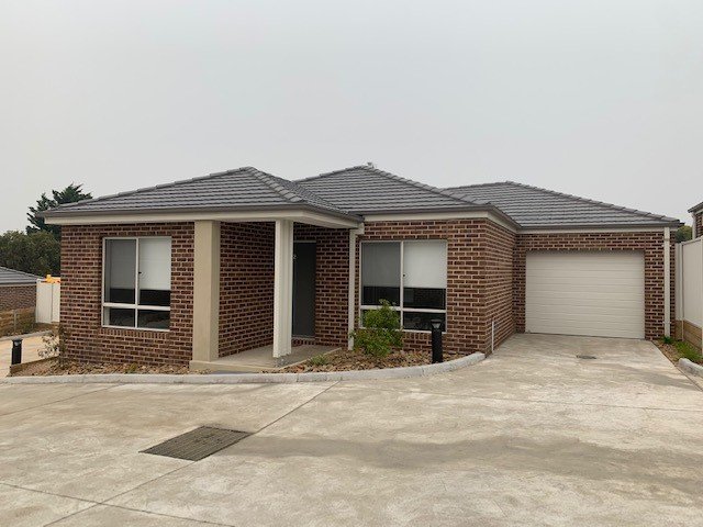 2/31 Meadowvale Drive, Grovedale image 1