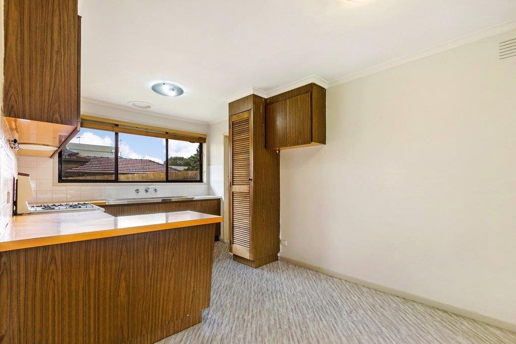 Property Gallery Thumbnail 3