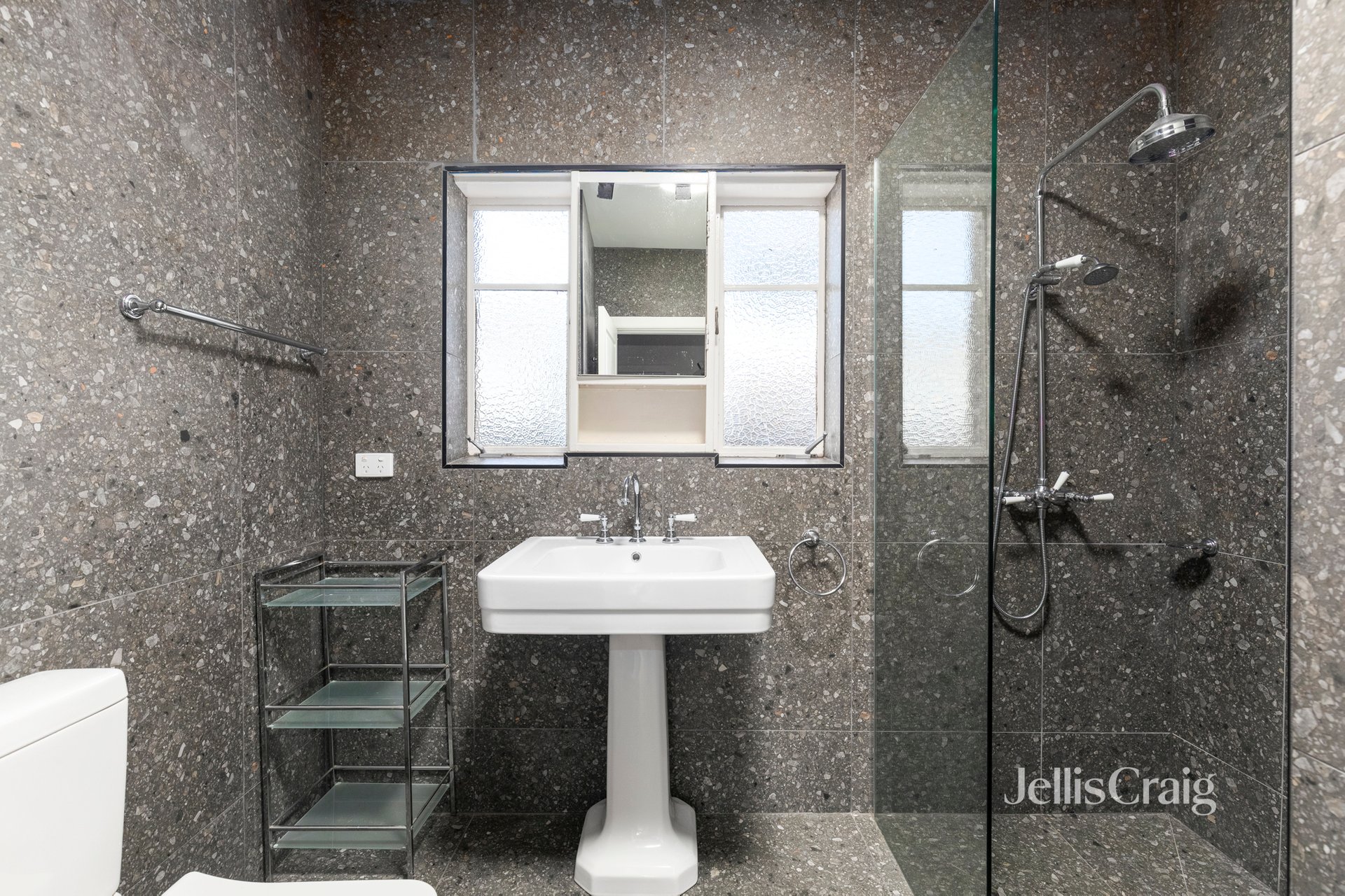 2/31 Mercer Road, Armadale image 5