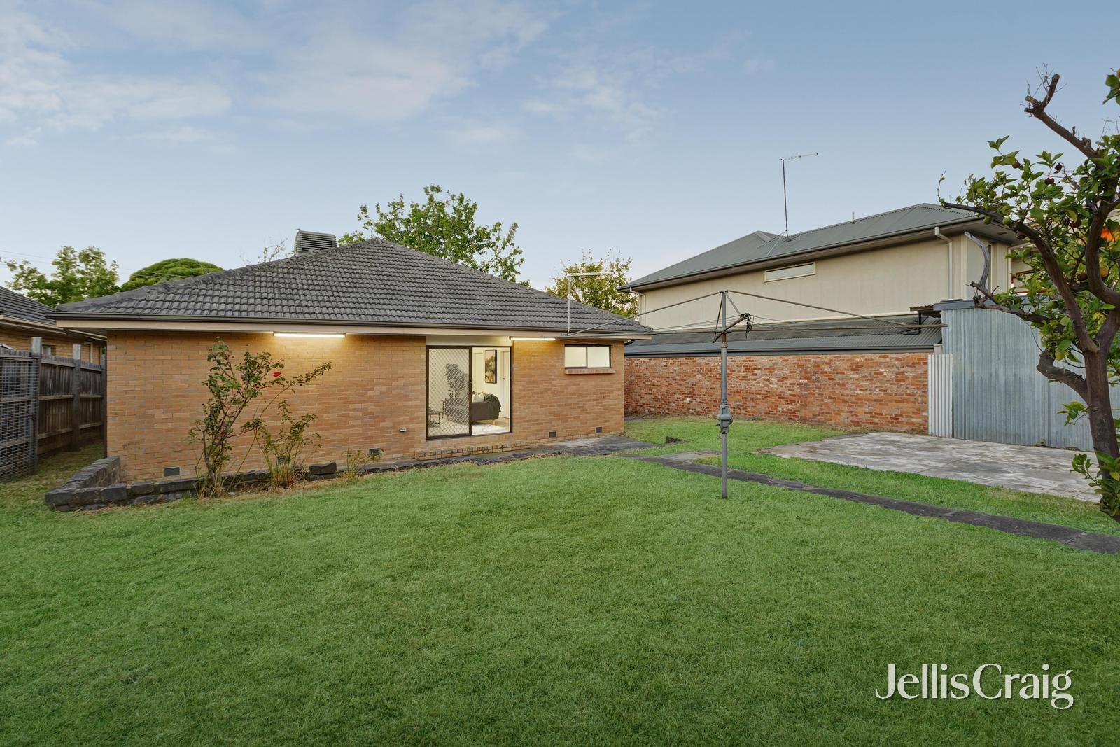 231 Nell Street West, Watsonia image 15