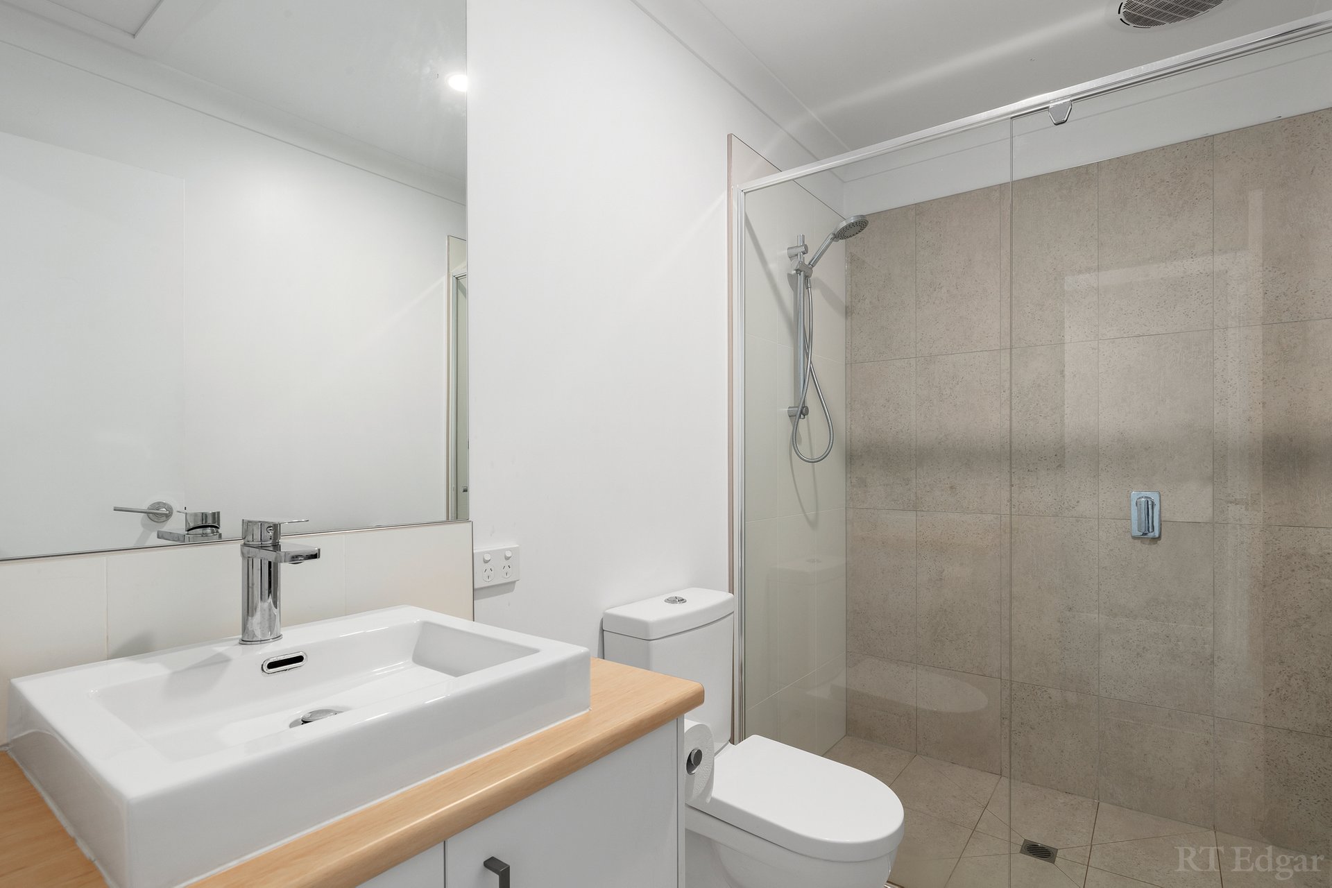 Property Gallery Thumbnail 10