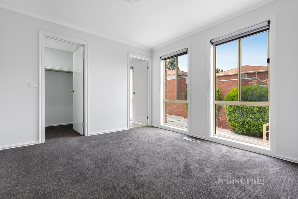 2/31 Rokewood Cres, Meadow Heights image 2