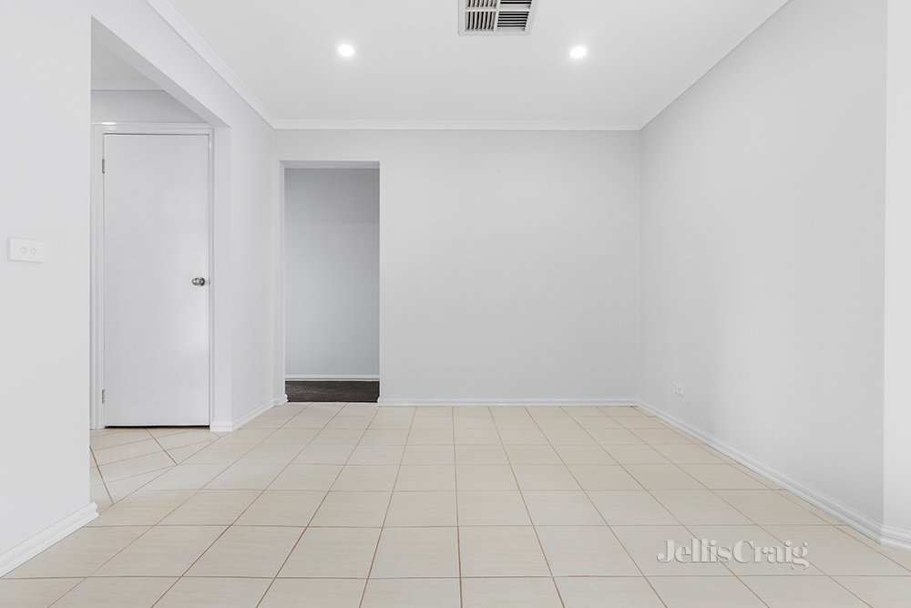 2/31 Rokewood Cres, Meadow Heights image 7