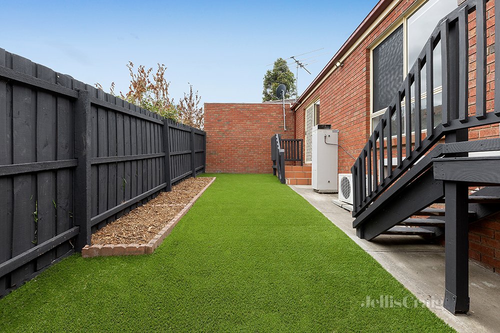 2/31 Rokewood Cres, Meadow Heights image 9