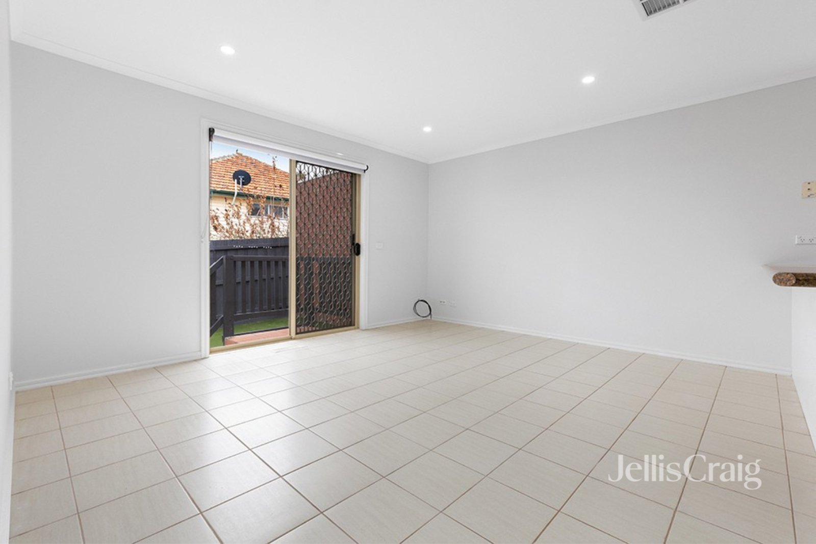 2/31 Rokewood Cres, Meadow&nbsp;Heights image 2