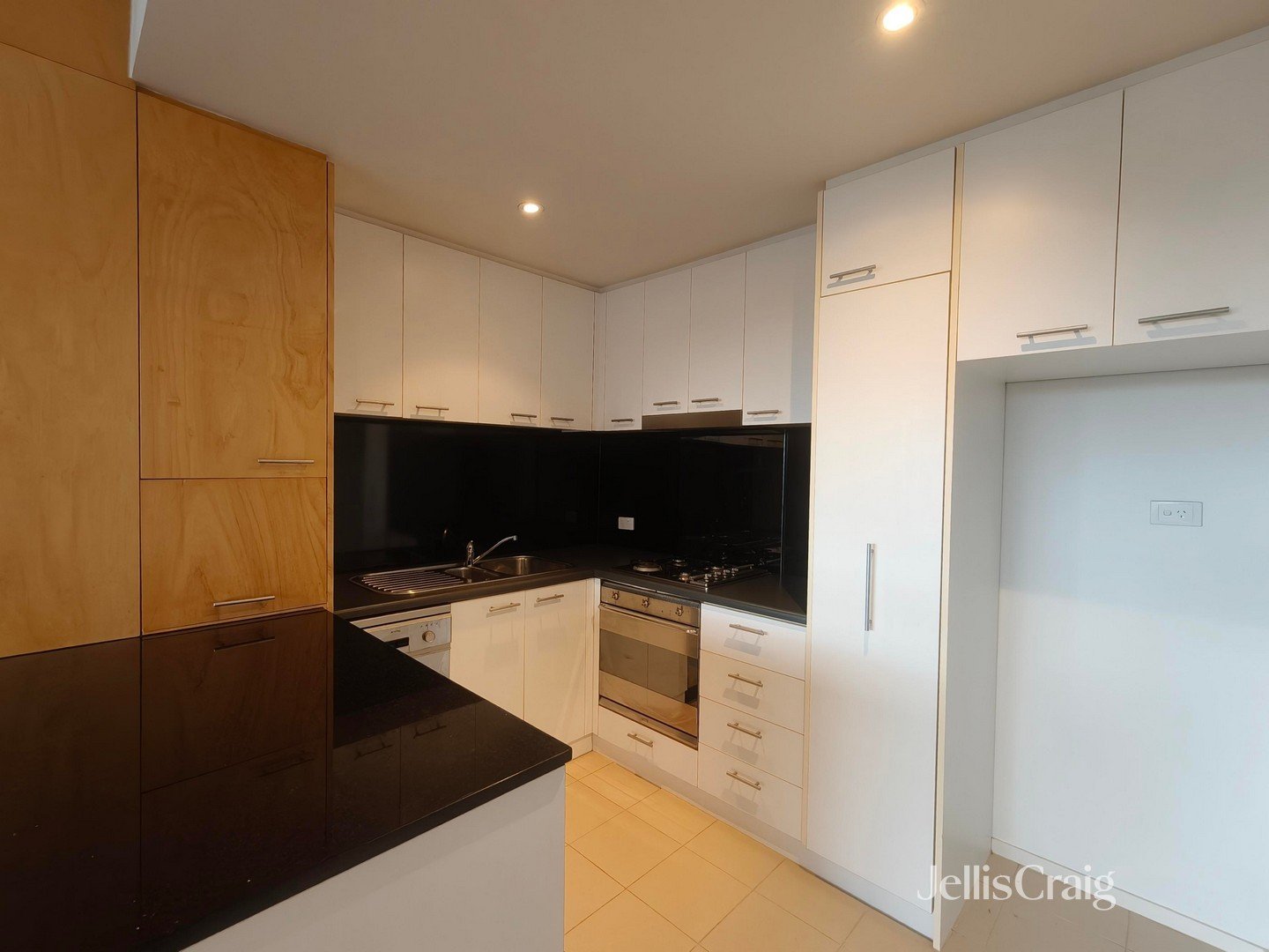 23/1 St David Street, Fitzroy image 2