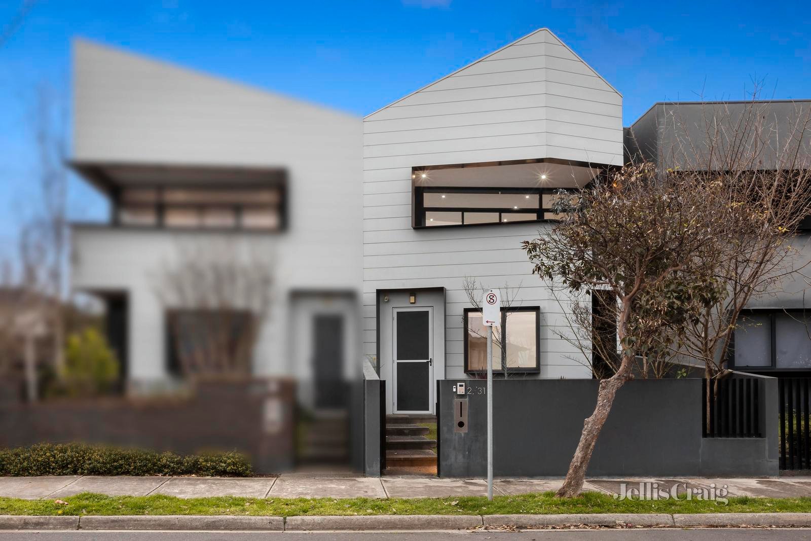 2/31 Strathalbyn Street, Kew East image 1