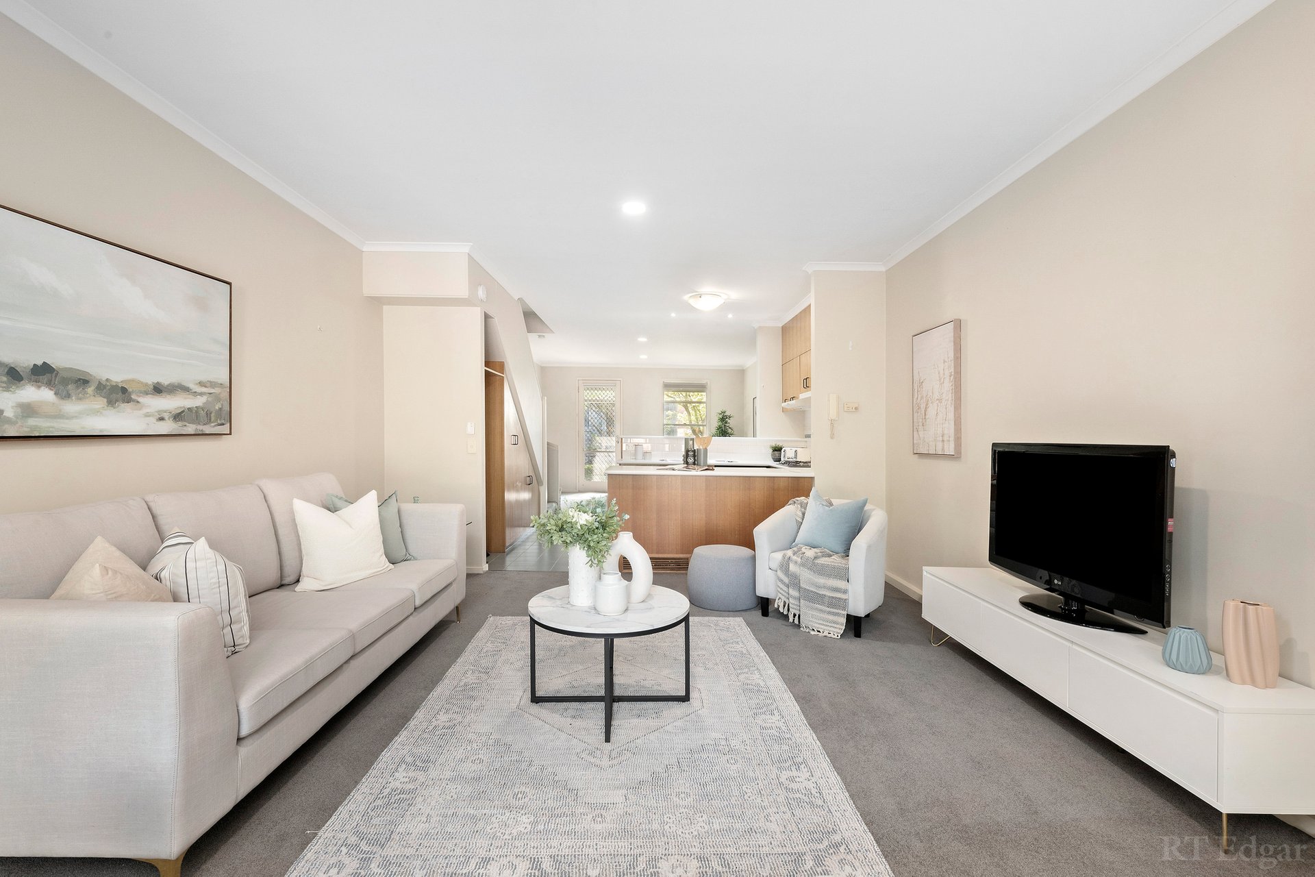 Property Gallery Thumbnail 2