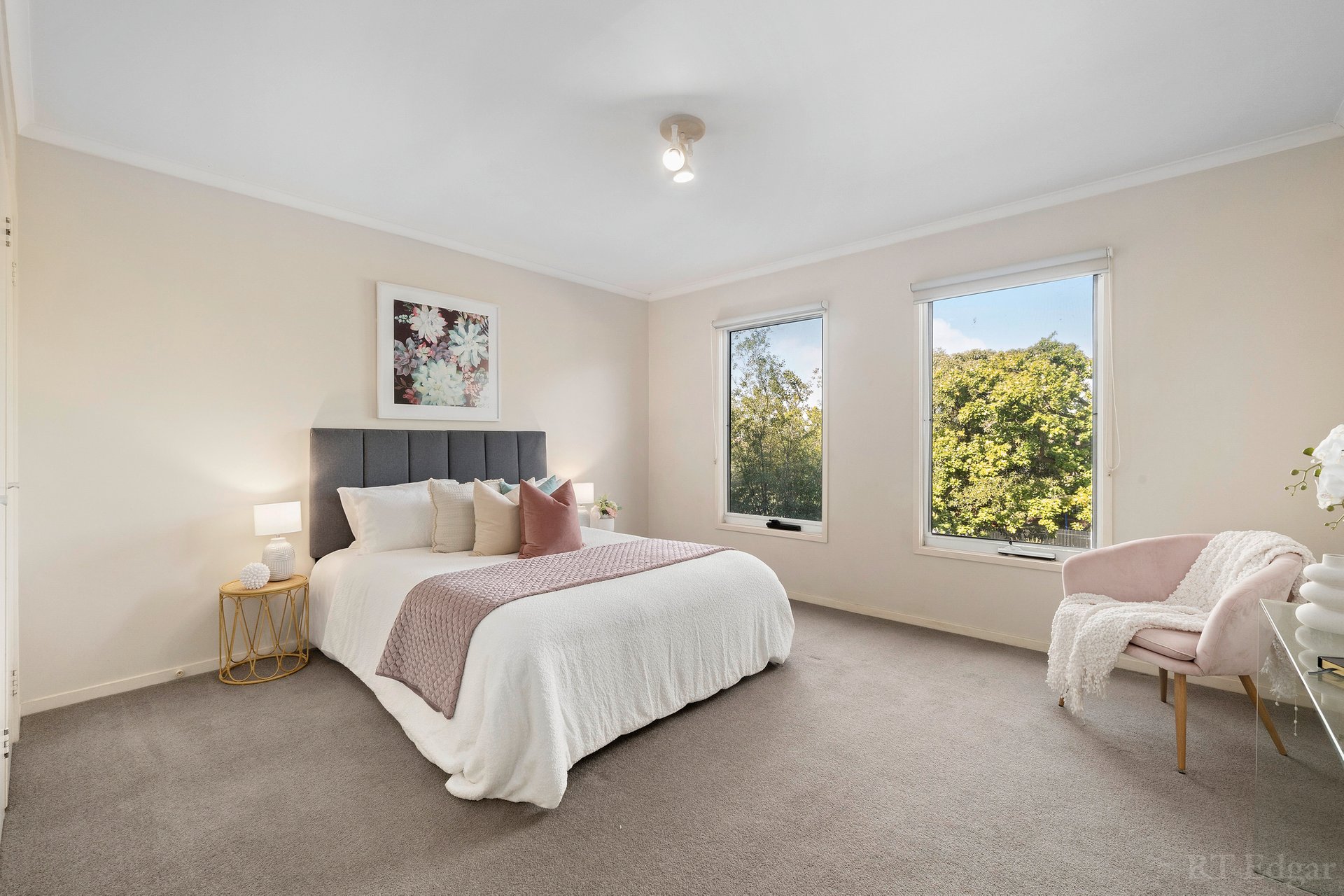 Property Gallery Thumbnail 5