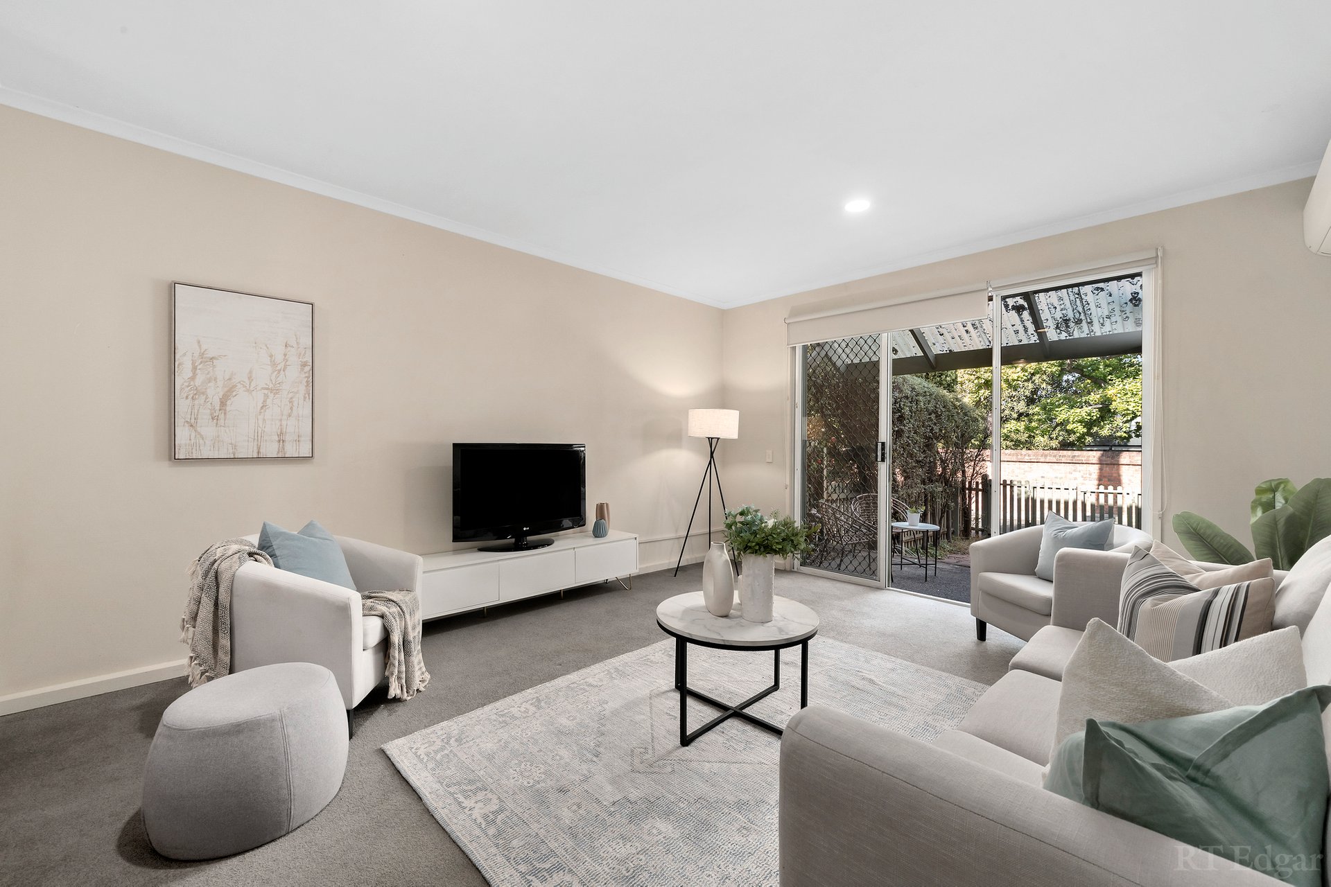 Property Gallery Thumbnail 11
