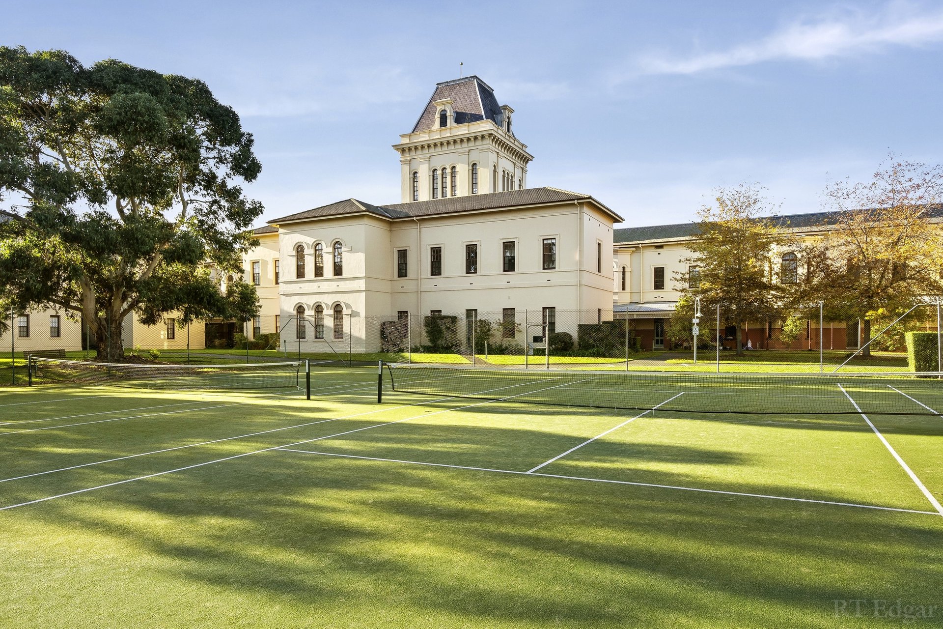 Property Gallery Thumbnail 15