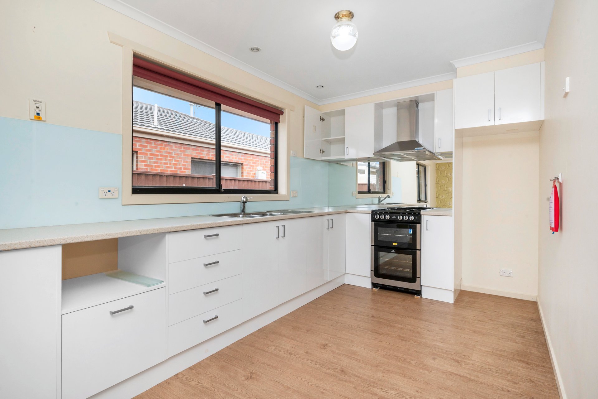 2/310 Albert Street, Sebastopol image 2