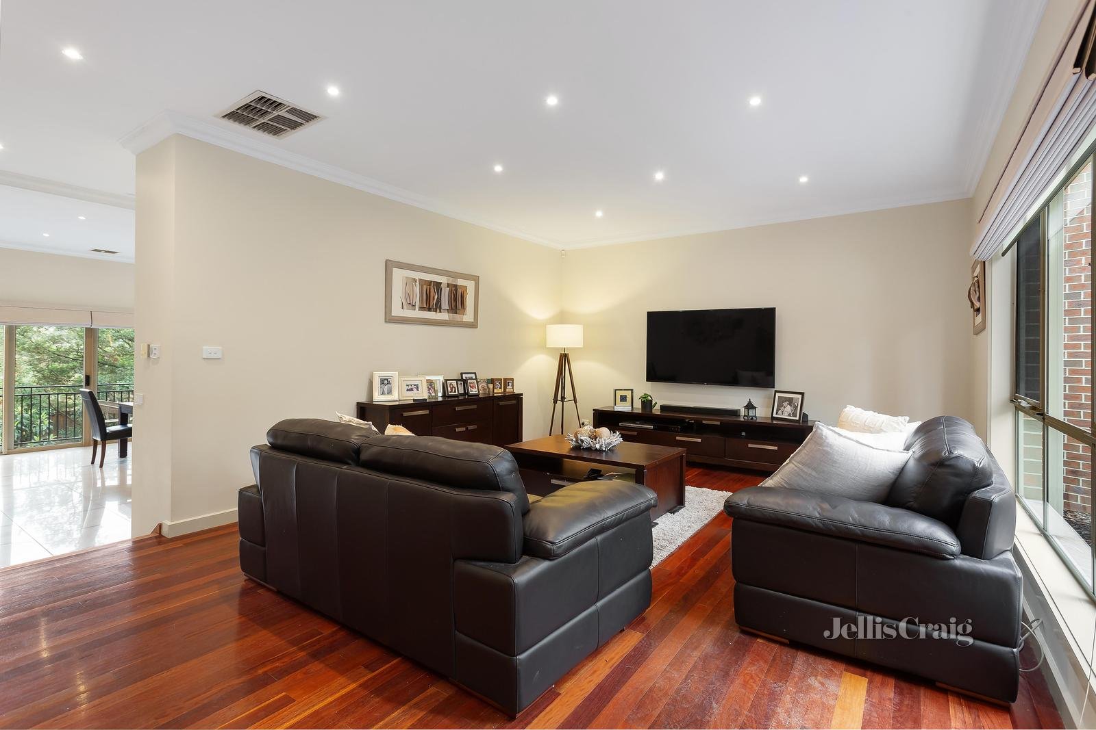 2/311 Ryans Road, Eltham North image 2