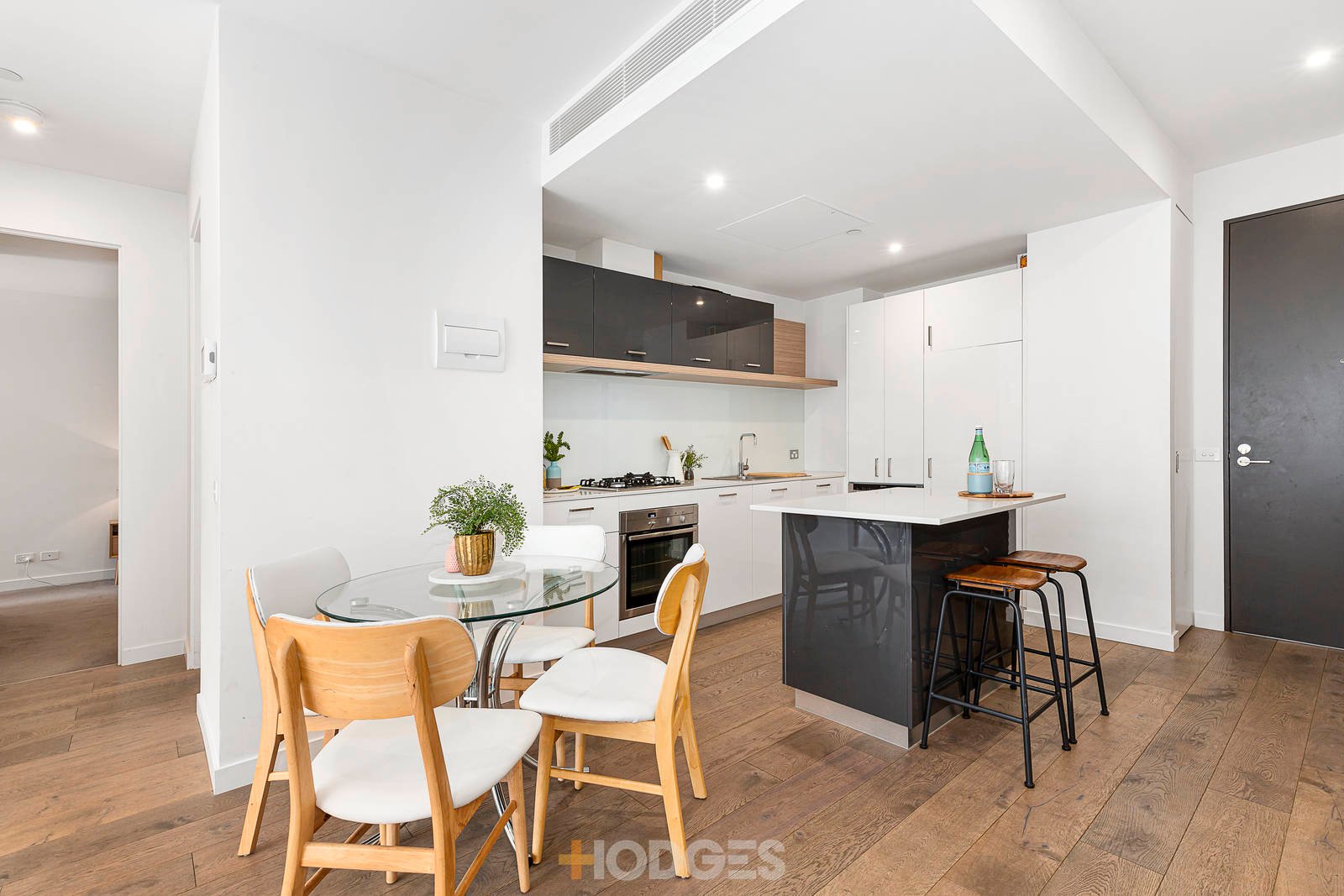 231 / 222 Bay Road Sandringham