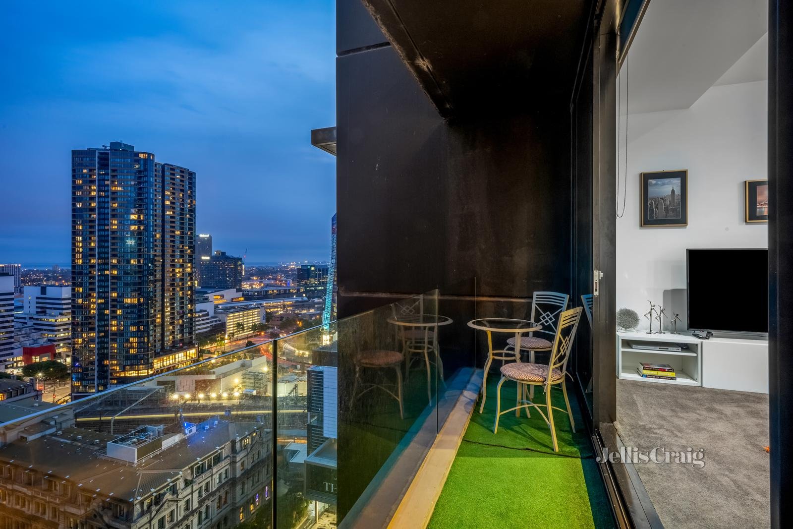 2312/620 Collins Street, Melbourne image 3