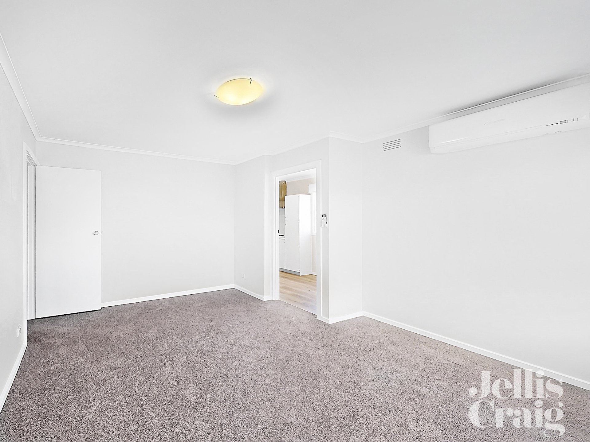 23/156 Lower Dandenong Road, Parkdale image 4