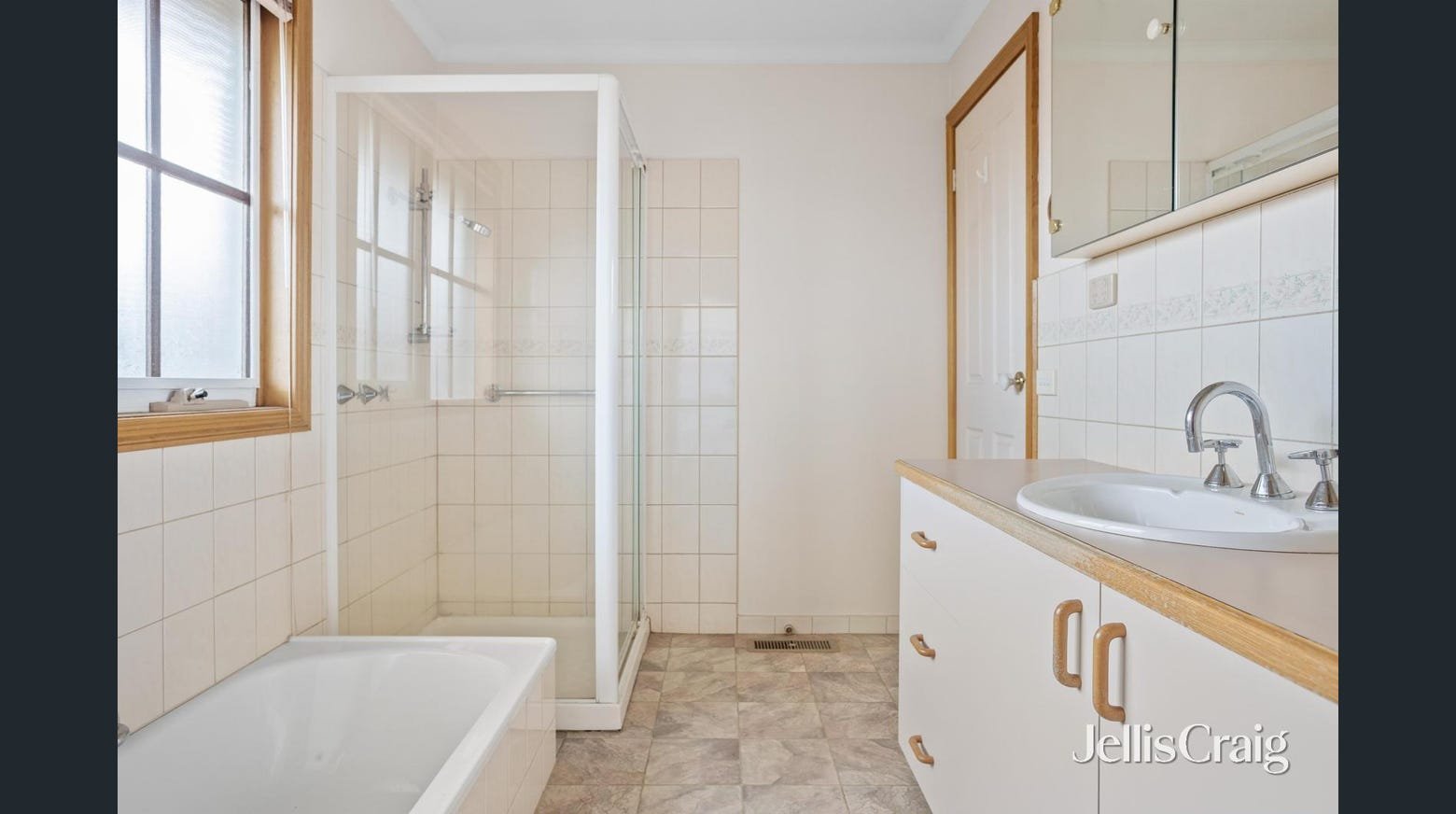 2/317 Auburn Road, Hawthorn image 8