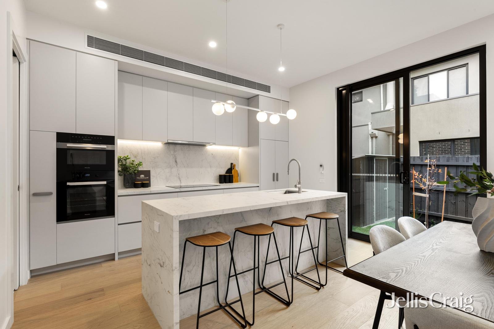 2&3/18 Evelina Street, Balwyn image 4