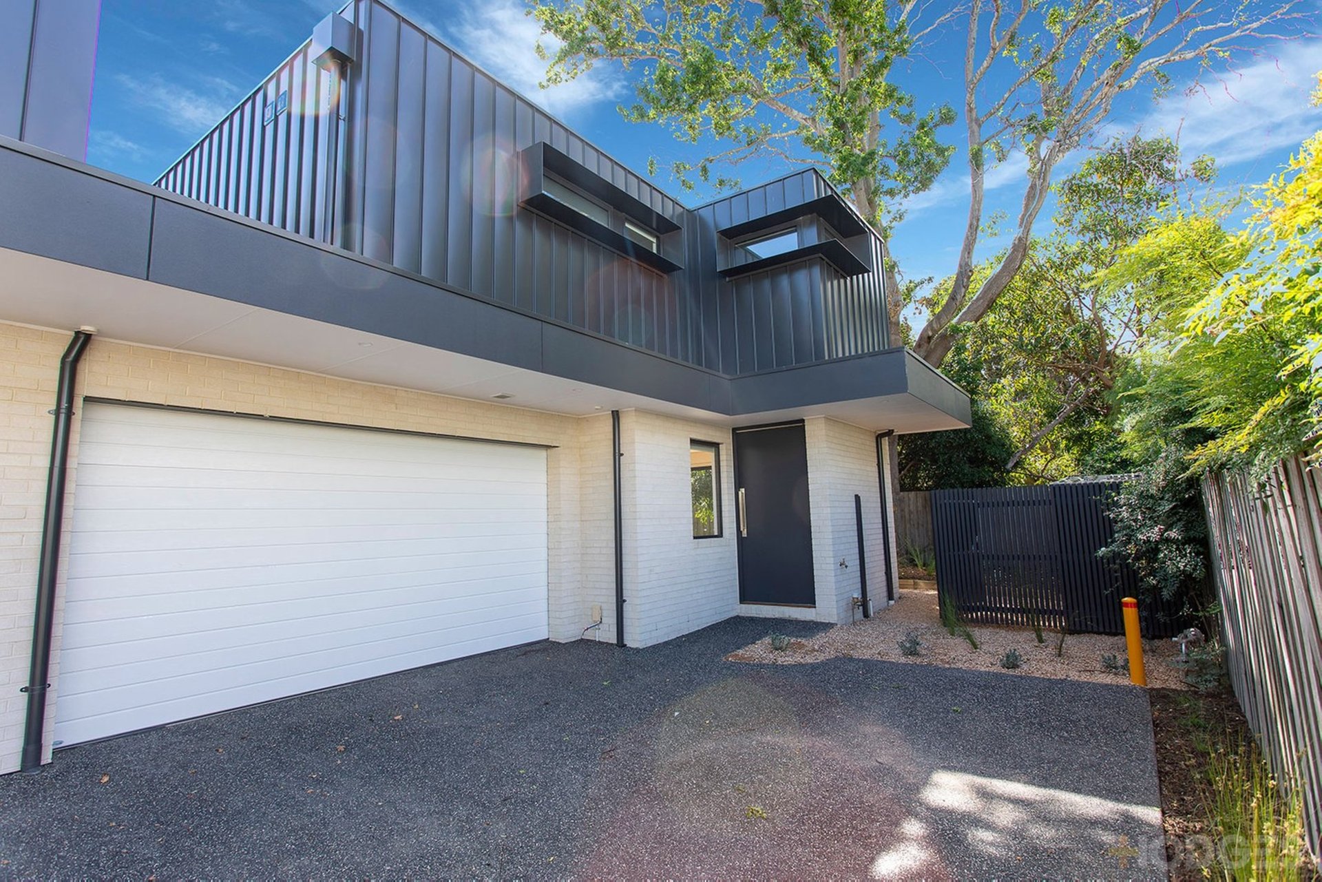 2 / 318A Balcombe Road Beaumaris