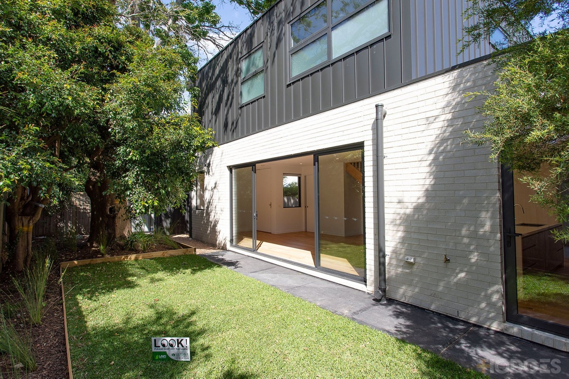 2 / 318A Balcombe Road Beaumaris