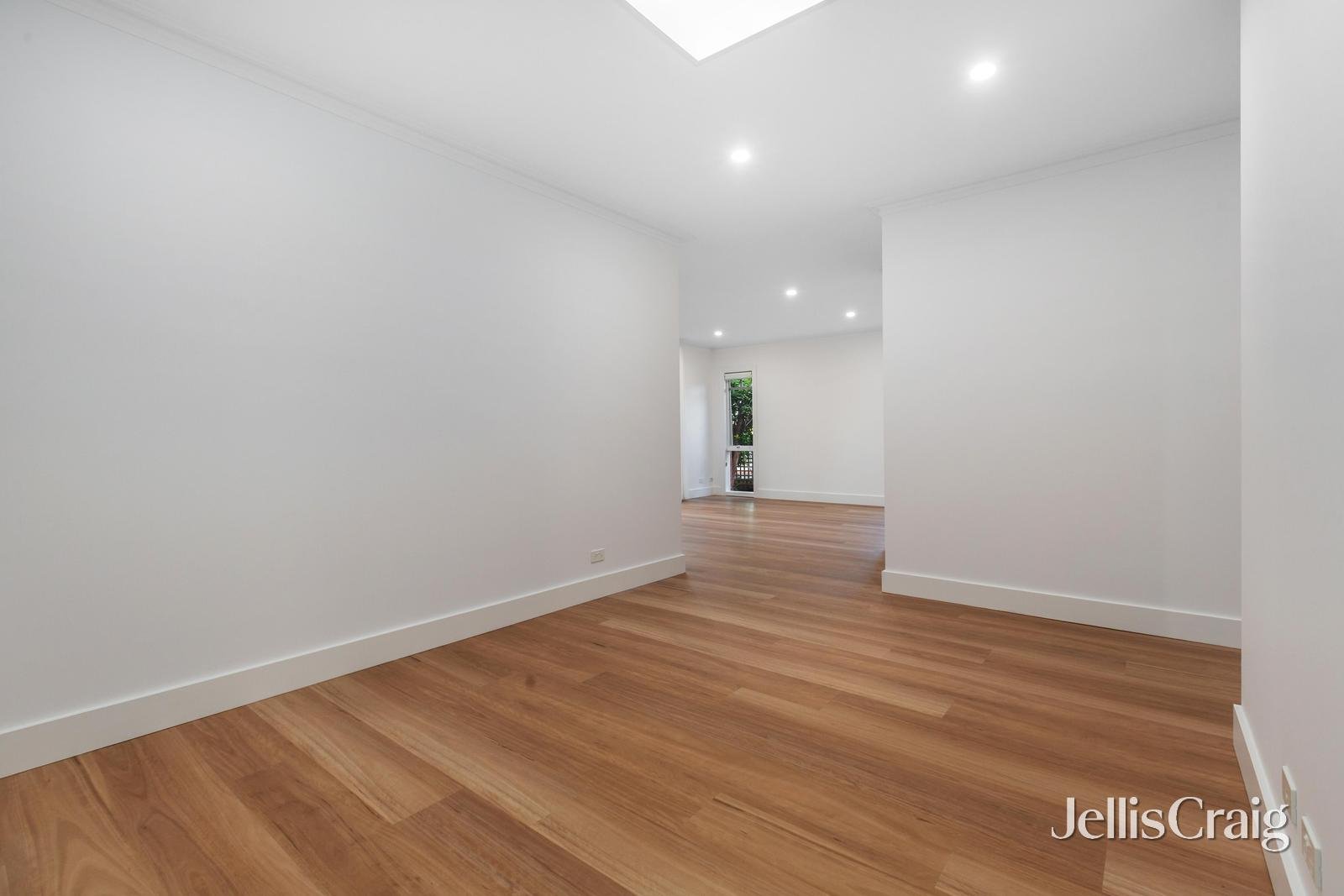 2/319 Porter Street, Templestowe image 2