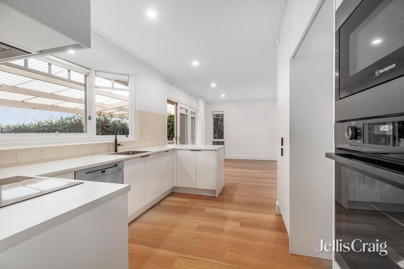 2/319 Porter Street, Templestowe image 4