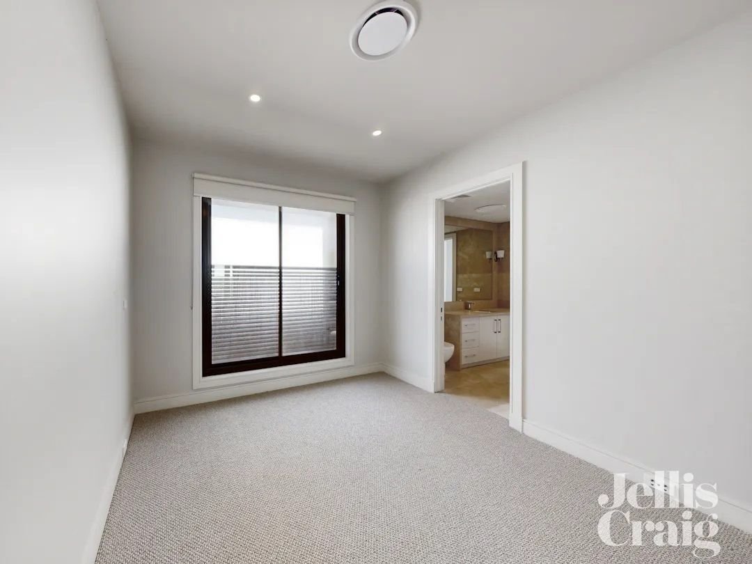 2/31B Nepean Highway, Aspendale image 7