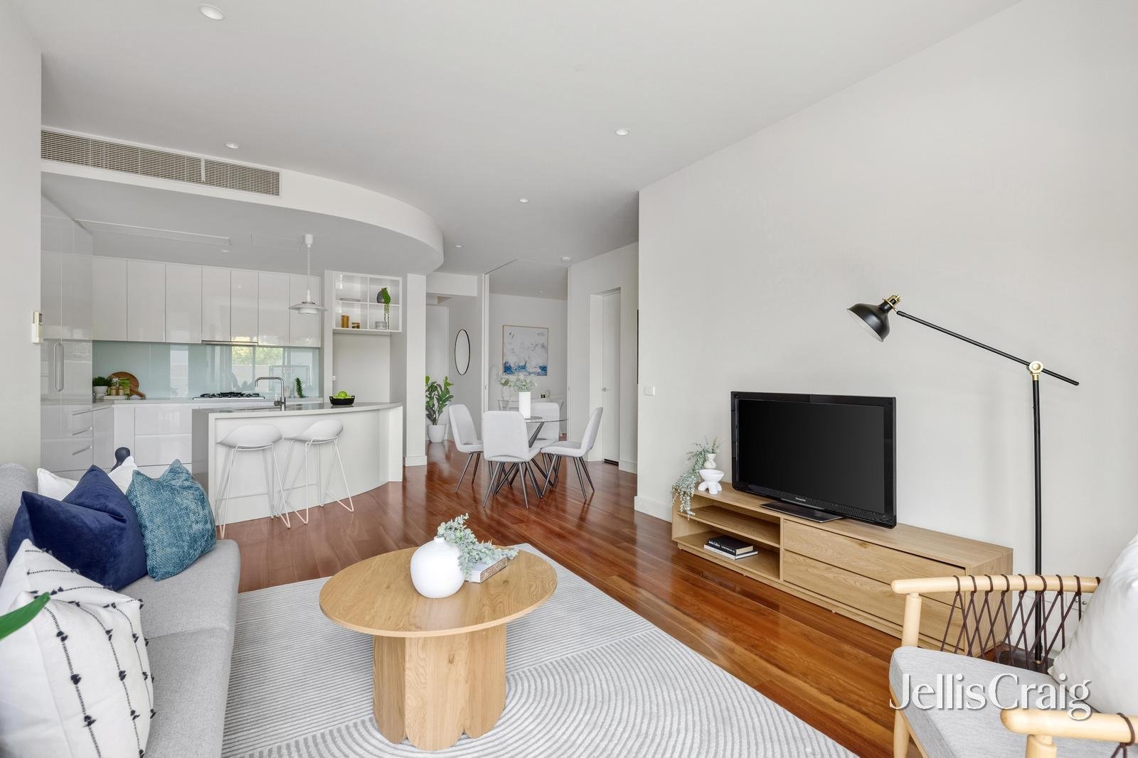 2/32 Bay Street, Brighton image 3
