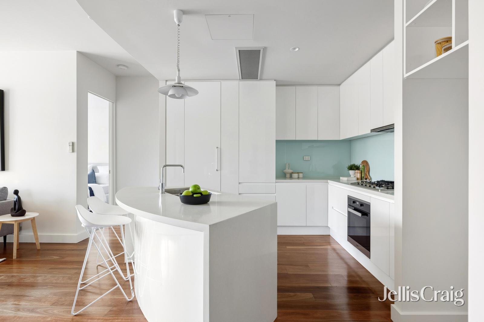 2/32 Bay Street, Brighton image 5