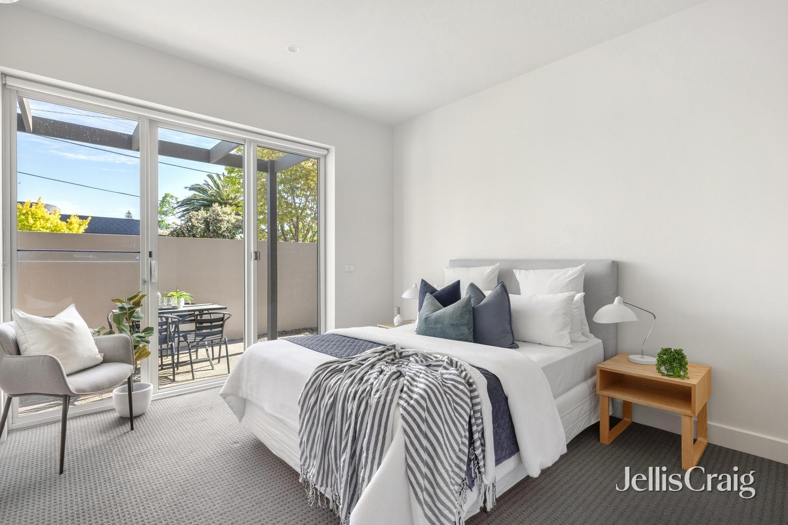 2/32 Bay Street, Brighton image 9
