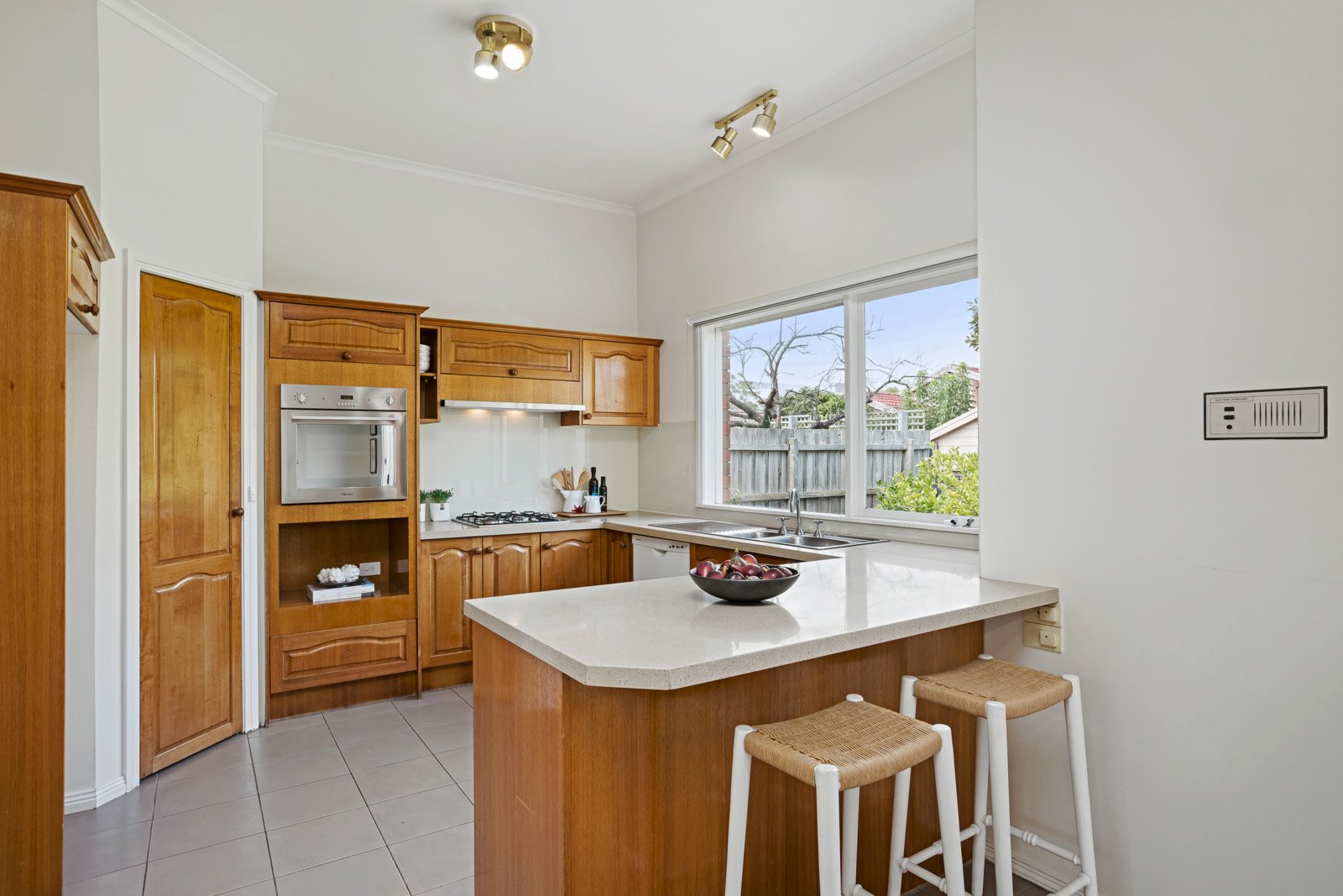 2/32 Clifton Road, Hawthorn East image 4