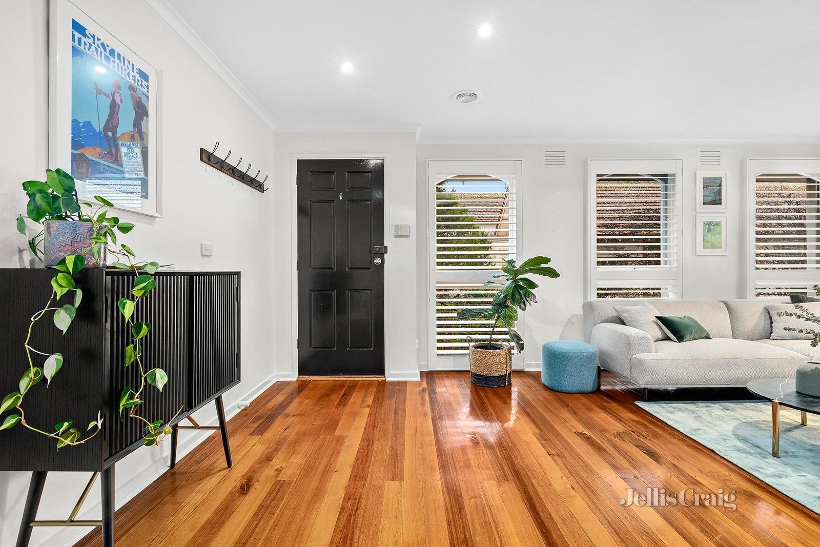 2/32 Florence Road, Surrey Hills image 2