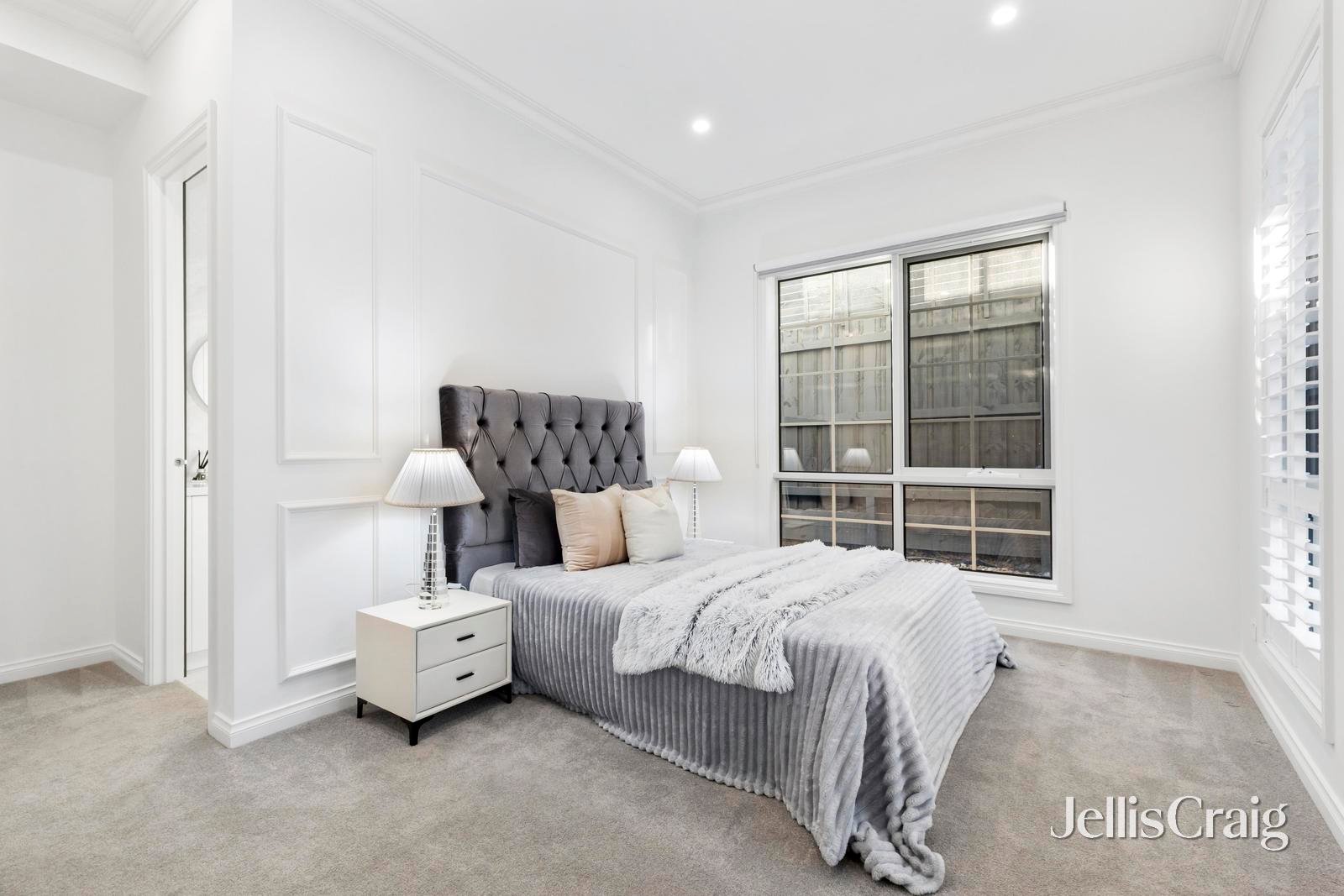 2/32 Malabar Road, Blackburn image 7