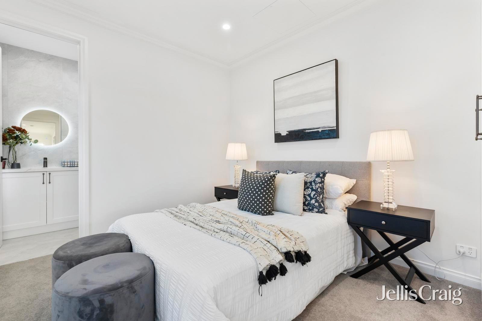 2/32 Malabar Road, Blackburn image 13