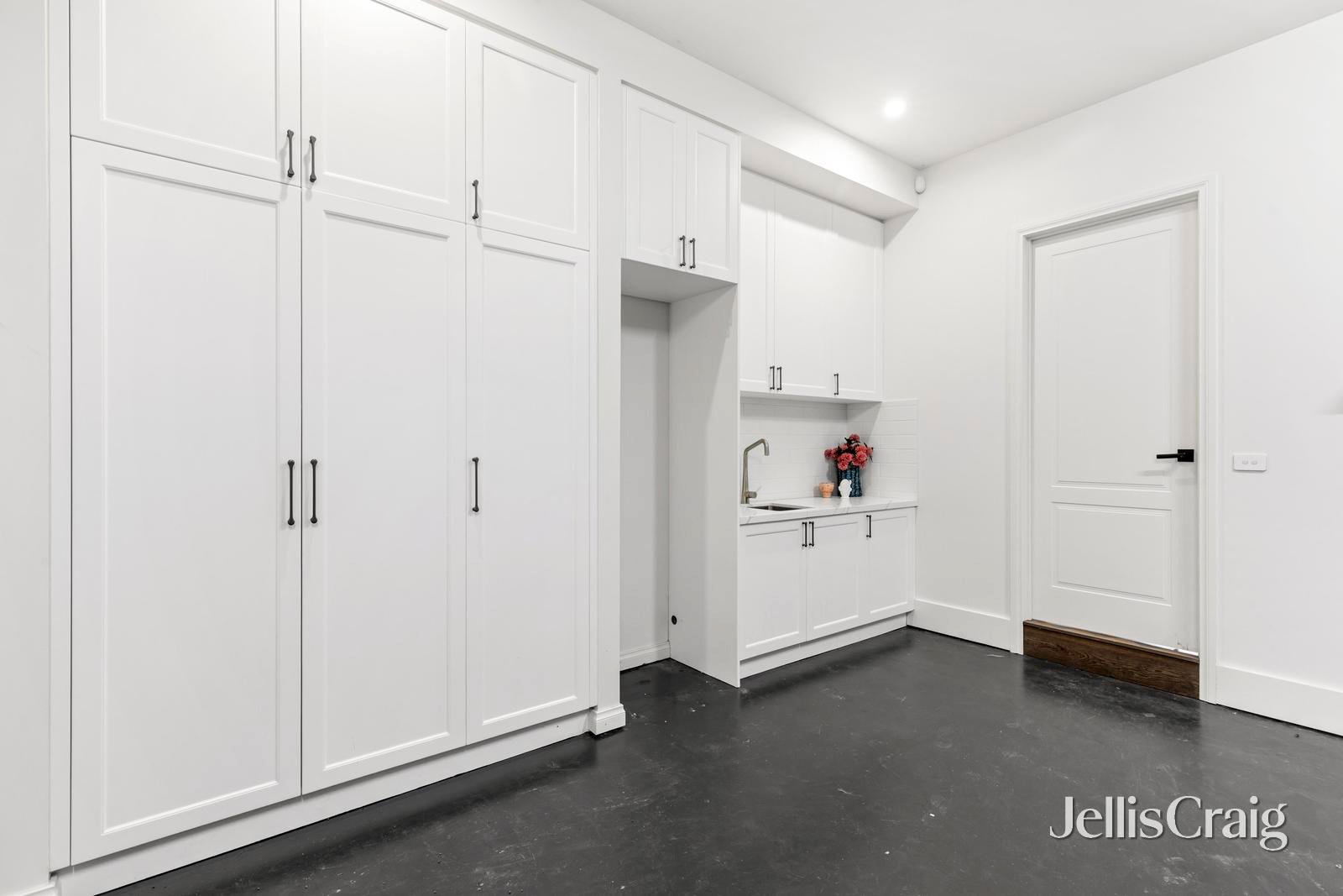 2/32 Malabar Road, Blackburn image 16
