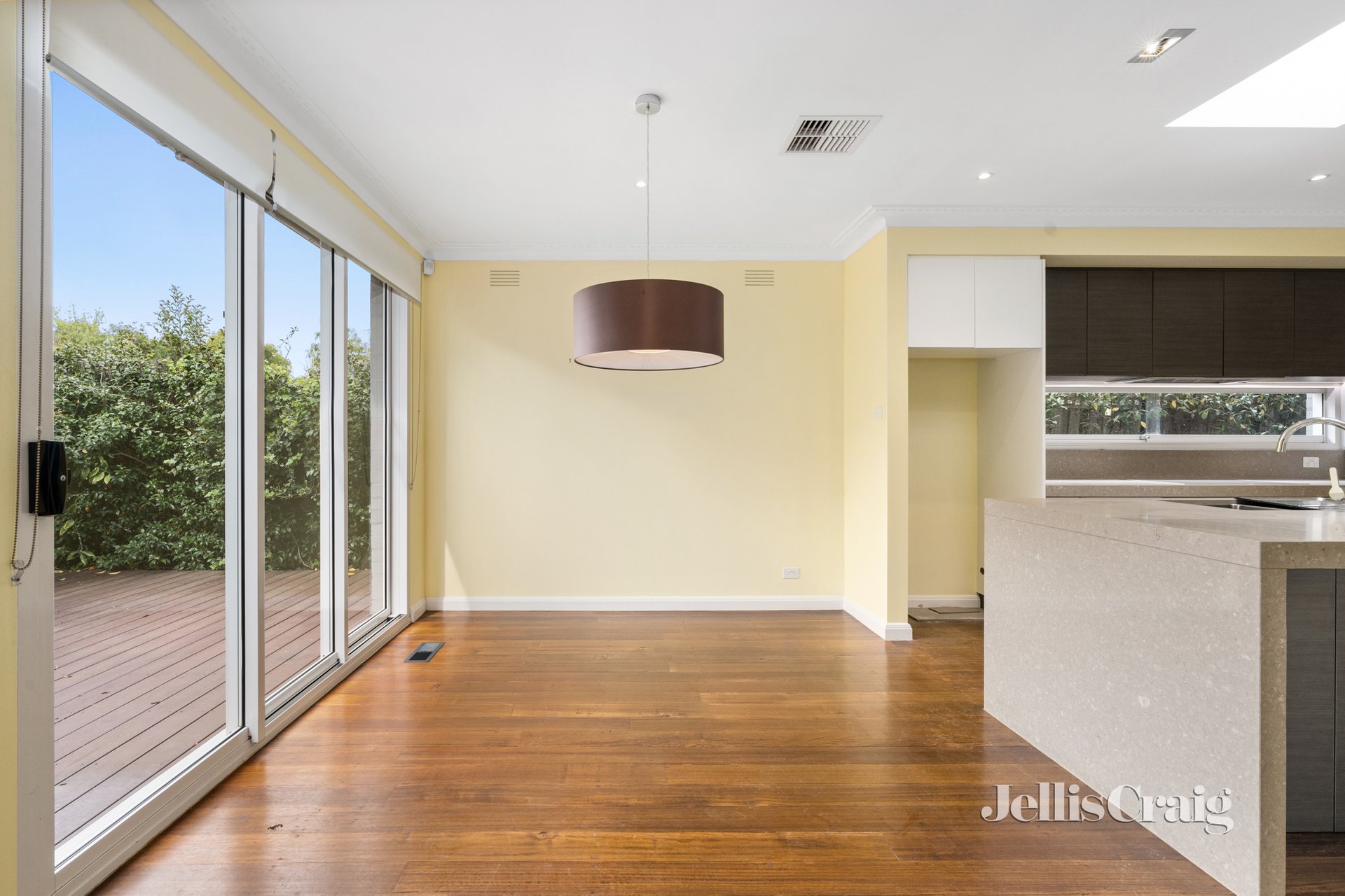 2/32 Mercer Rd, Armadale image 3